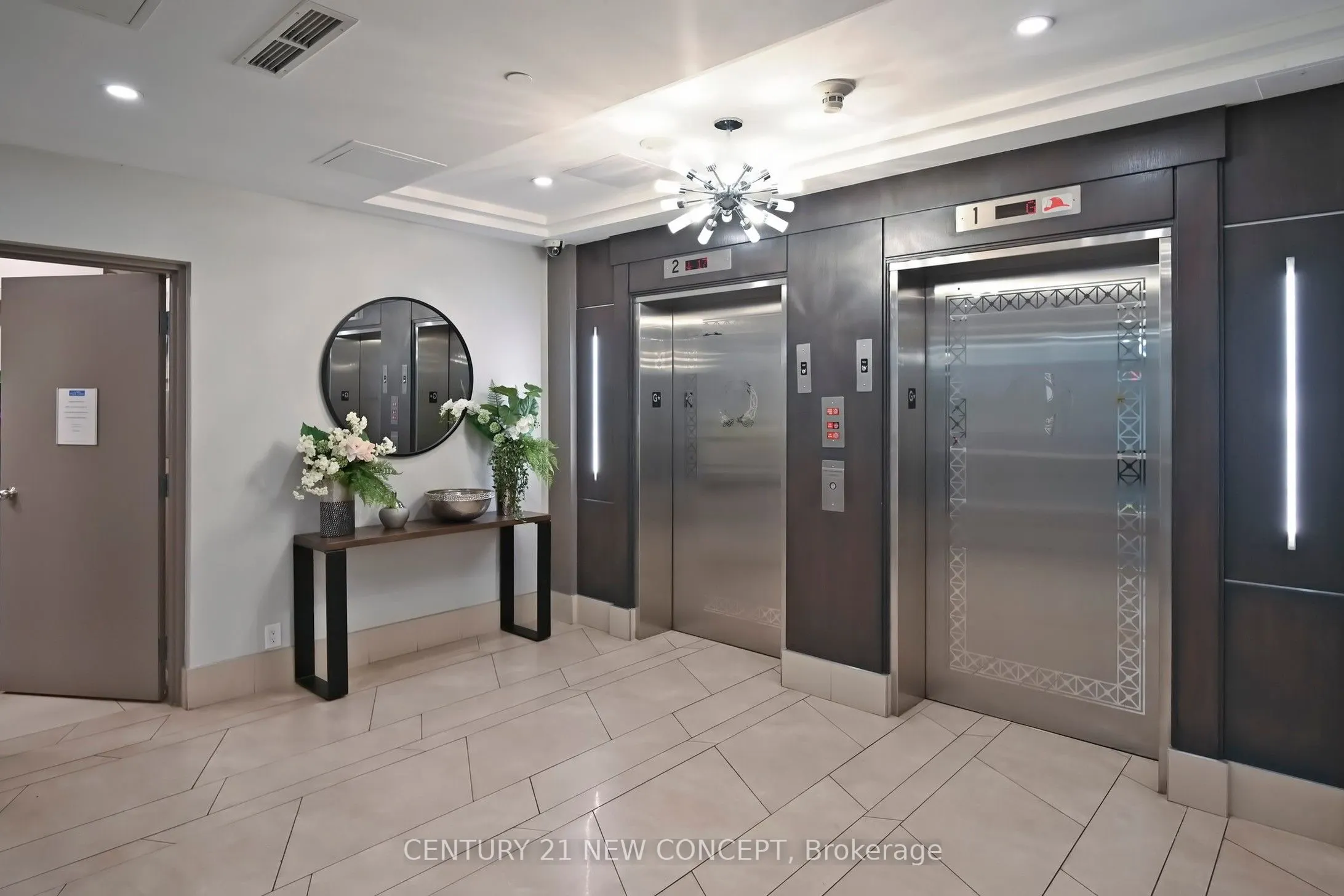 1900 Lake Shore Boulevard W, #704