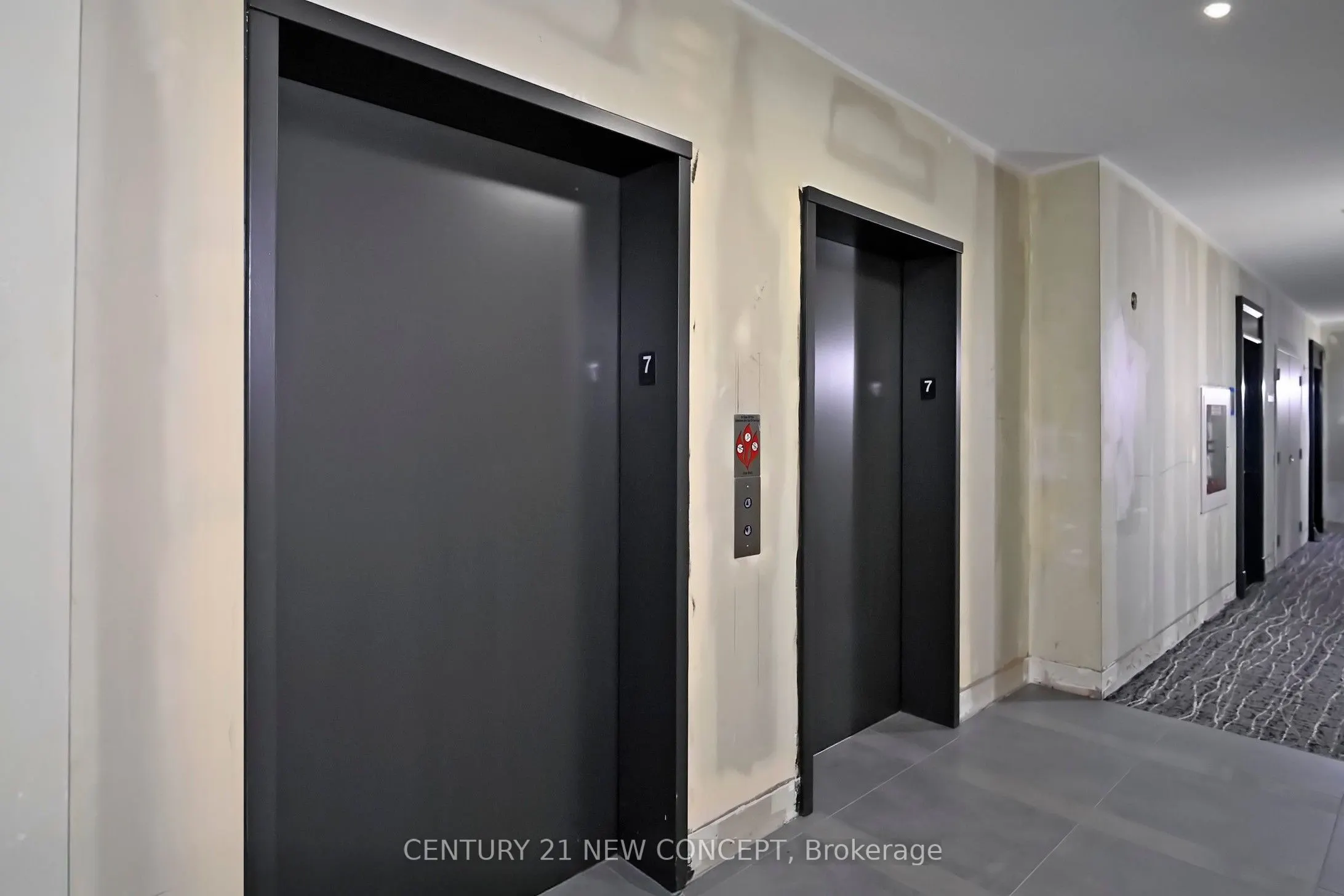 1900 Lake Shore Boulevard W, #704