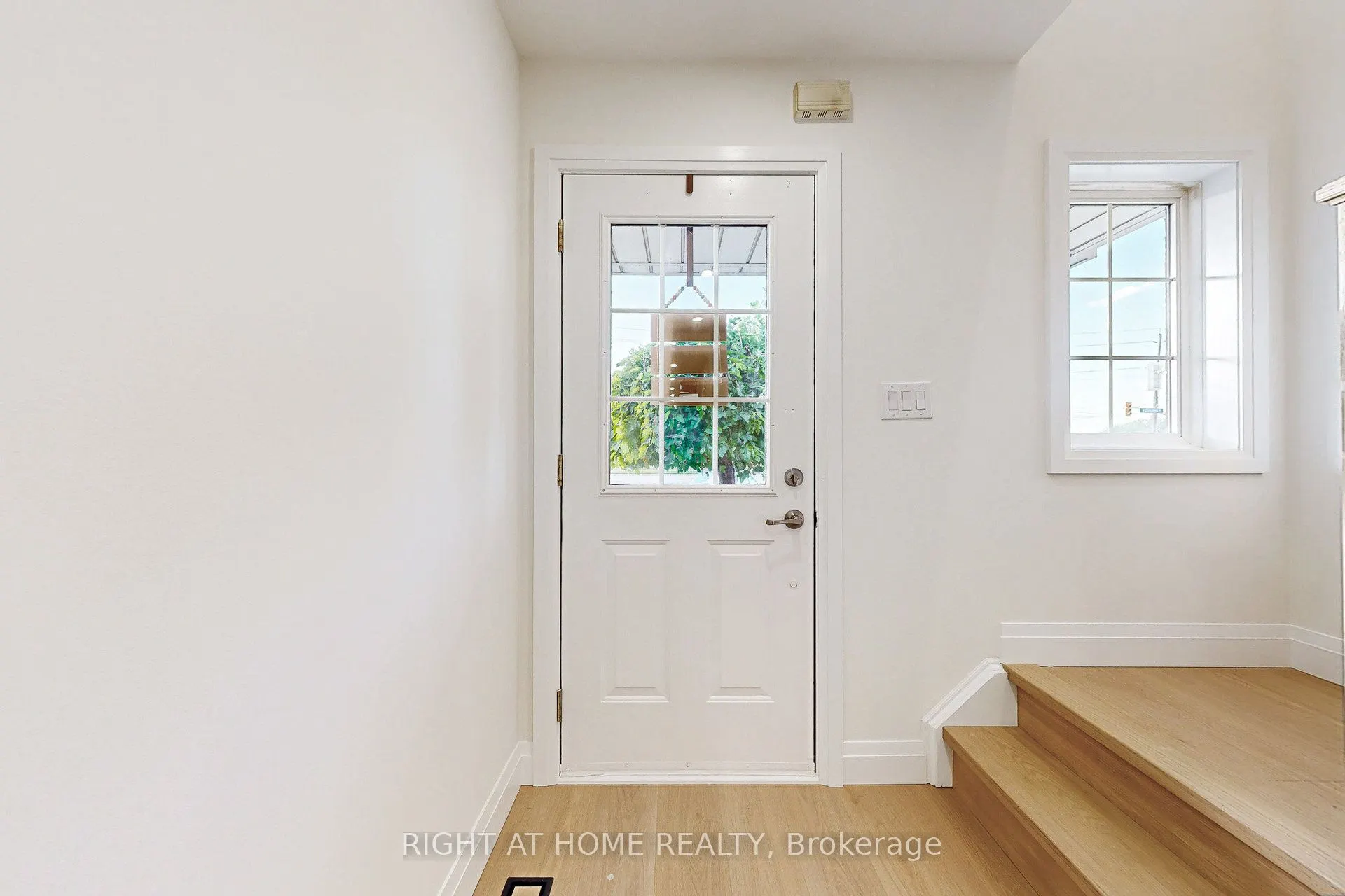 4324 Fairview Street