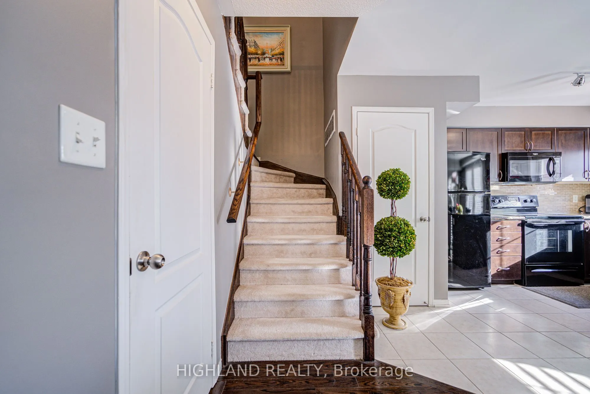 2460 Post Road, #7