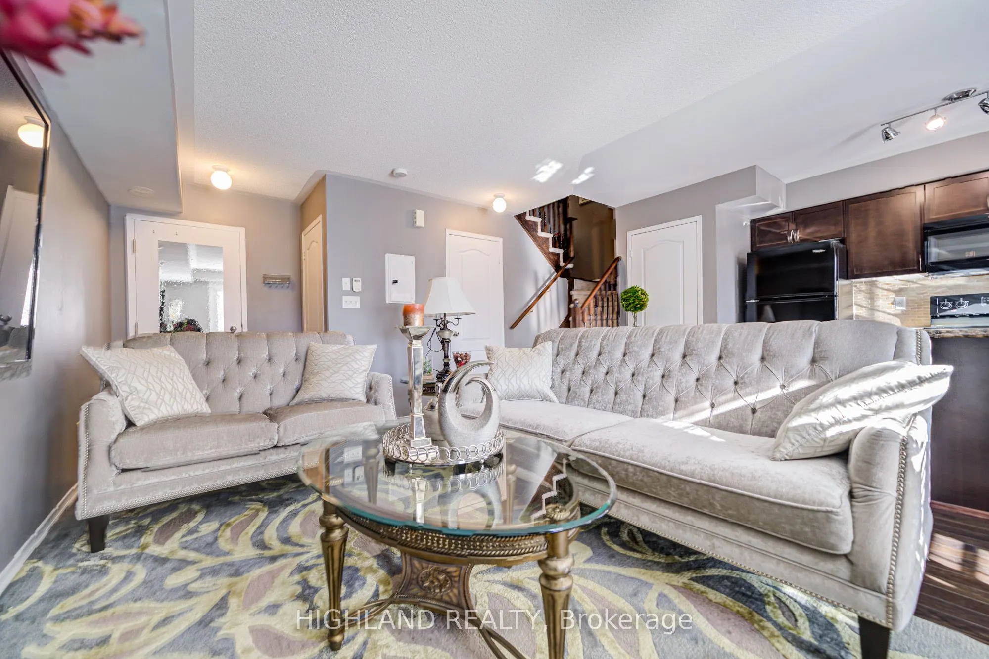 2460 Post Road, #7