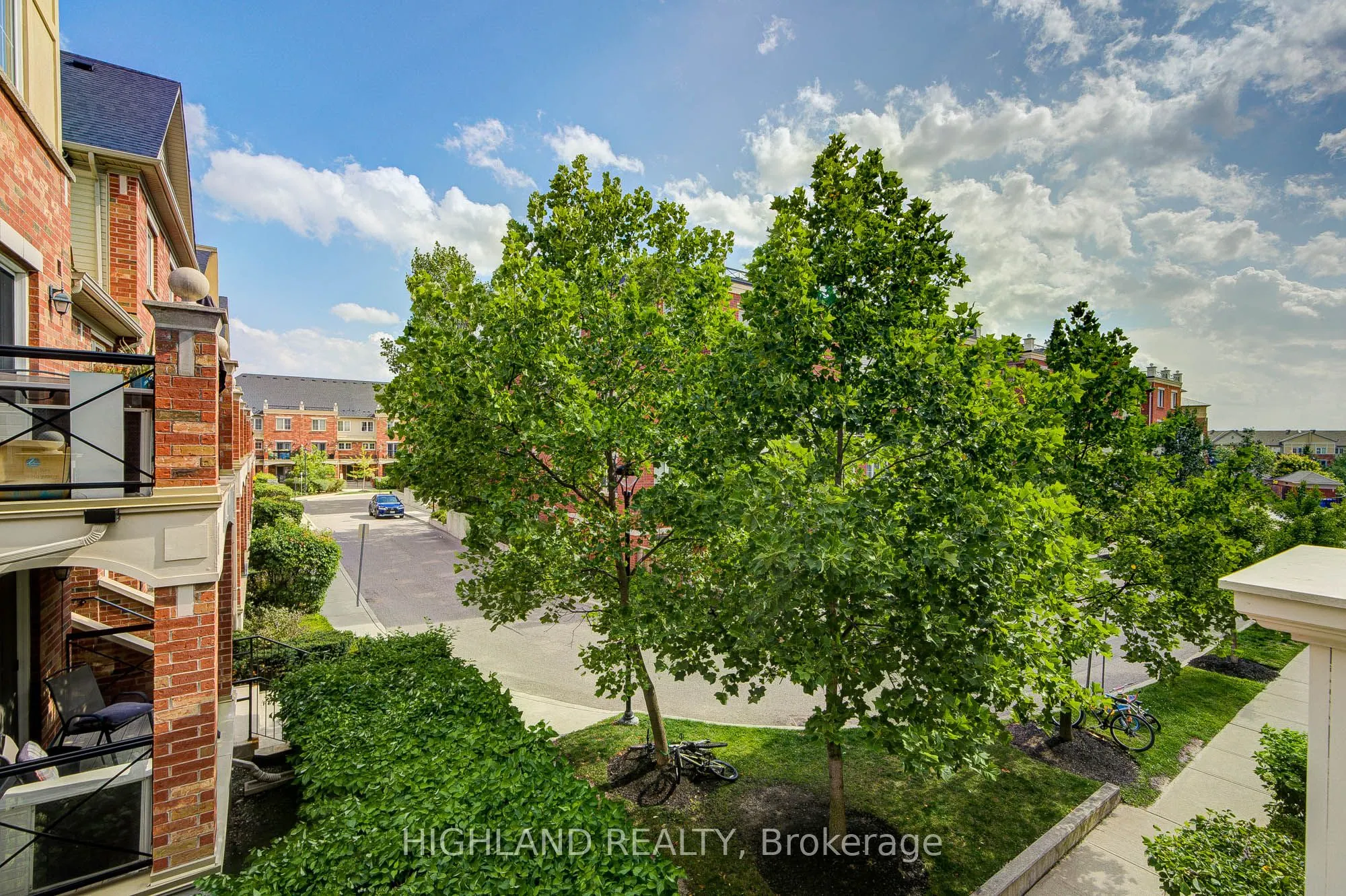 2460 Post Road, #7
