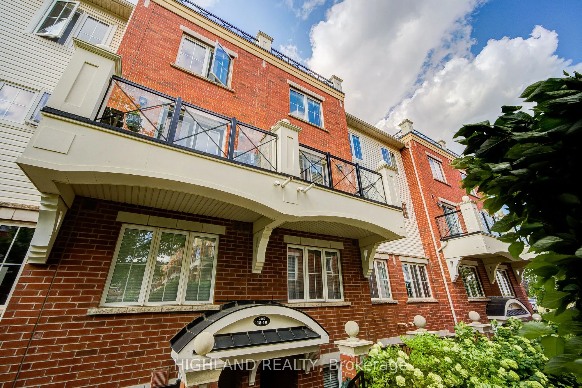 2460 Post Road, #7