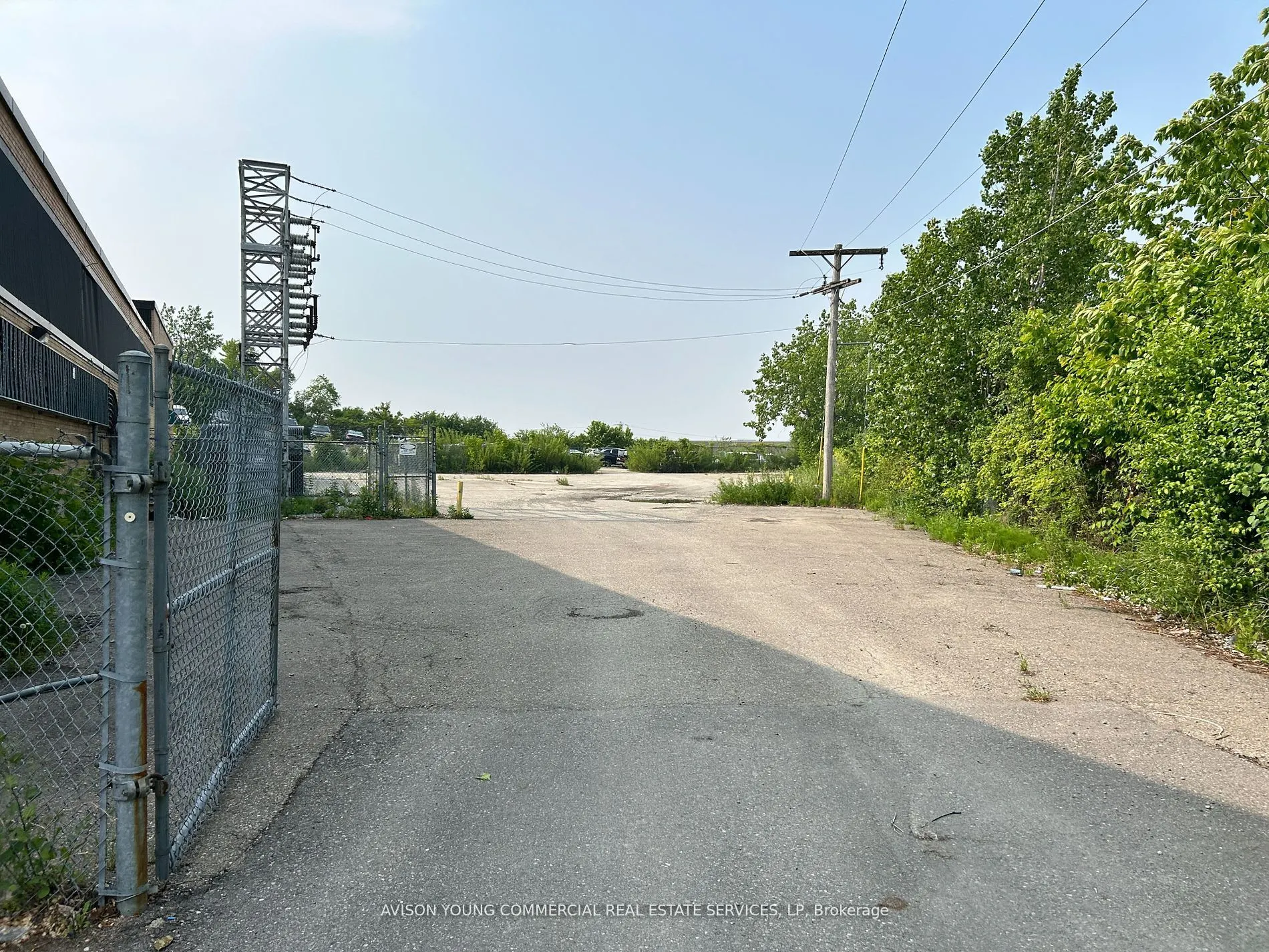 105 Wingold Avenue, #3-5
