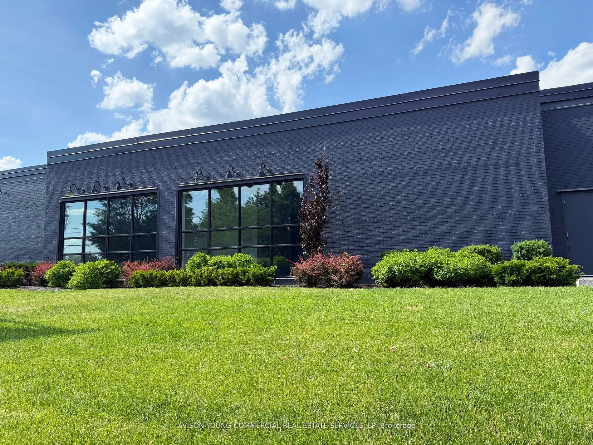 126 Tycos Drive, #1
