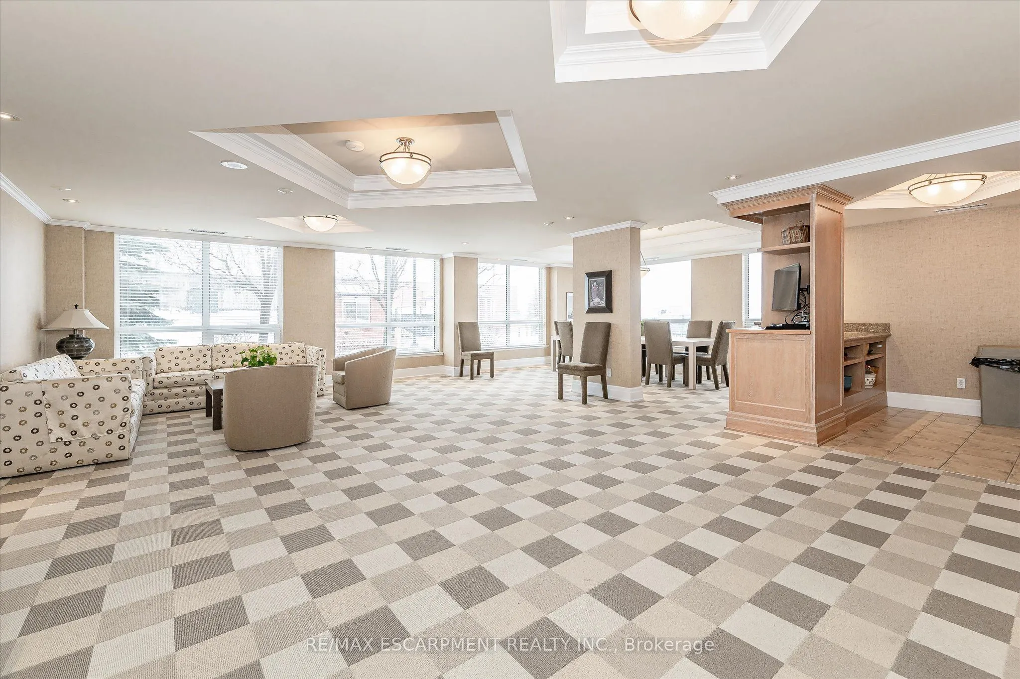 60 Old Mill Road, #704