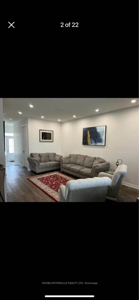 878 Sumac Crescent