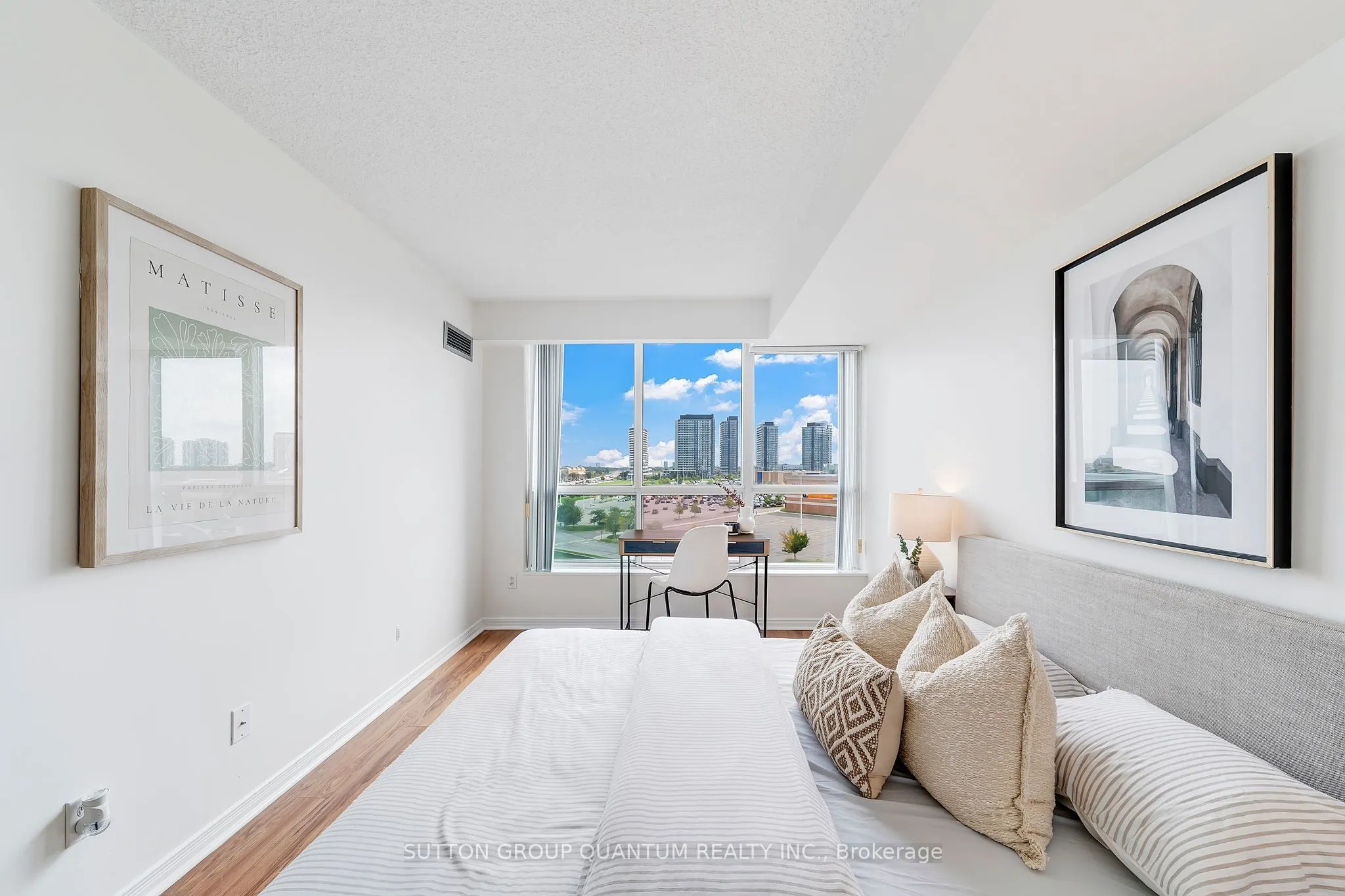 2585 Erin Centre Blvd. Boulevard, #703