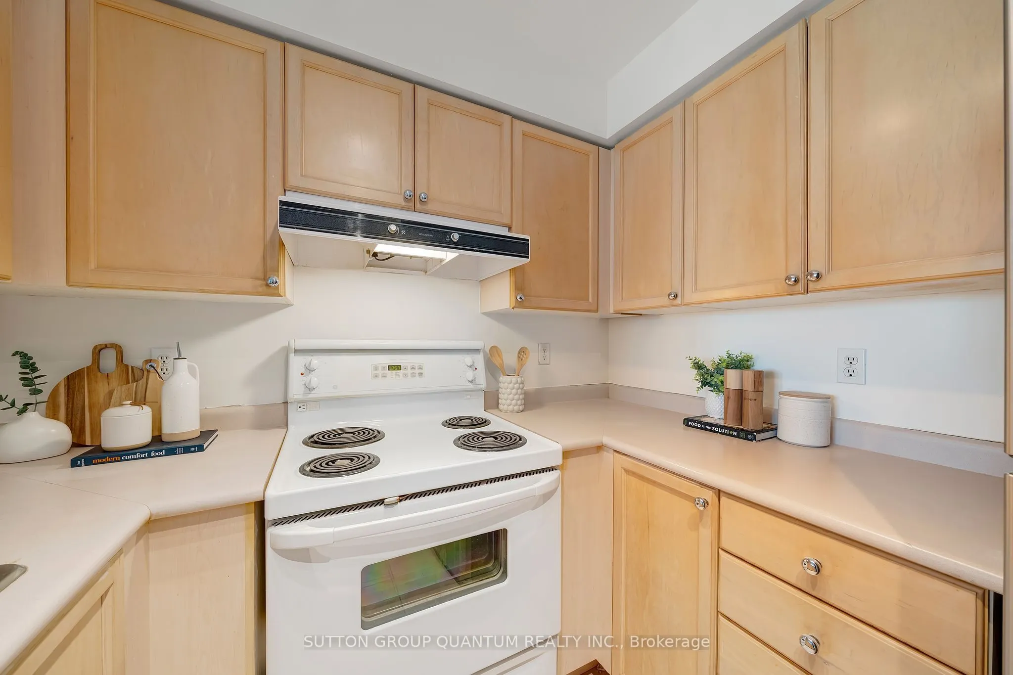 2585 Erin Centre Blvd. Boulevard, #703