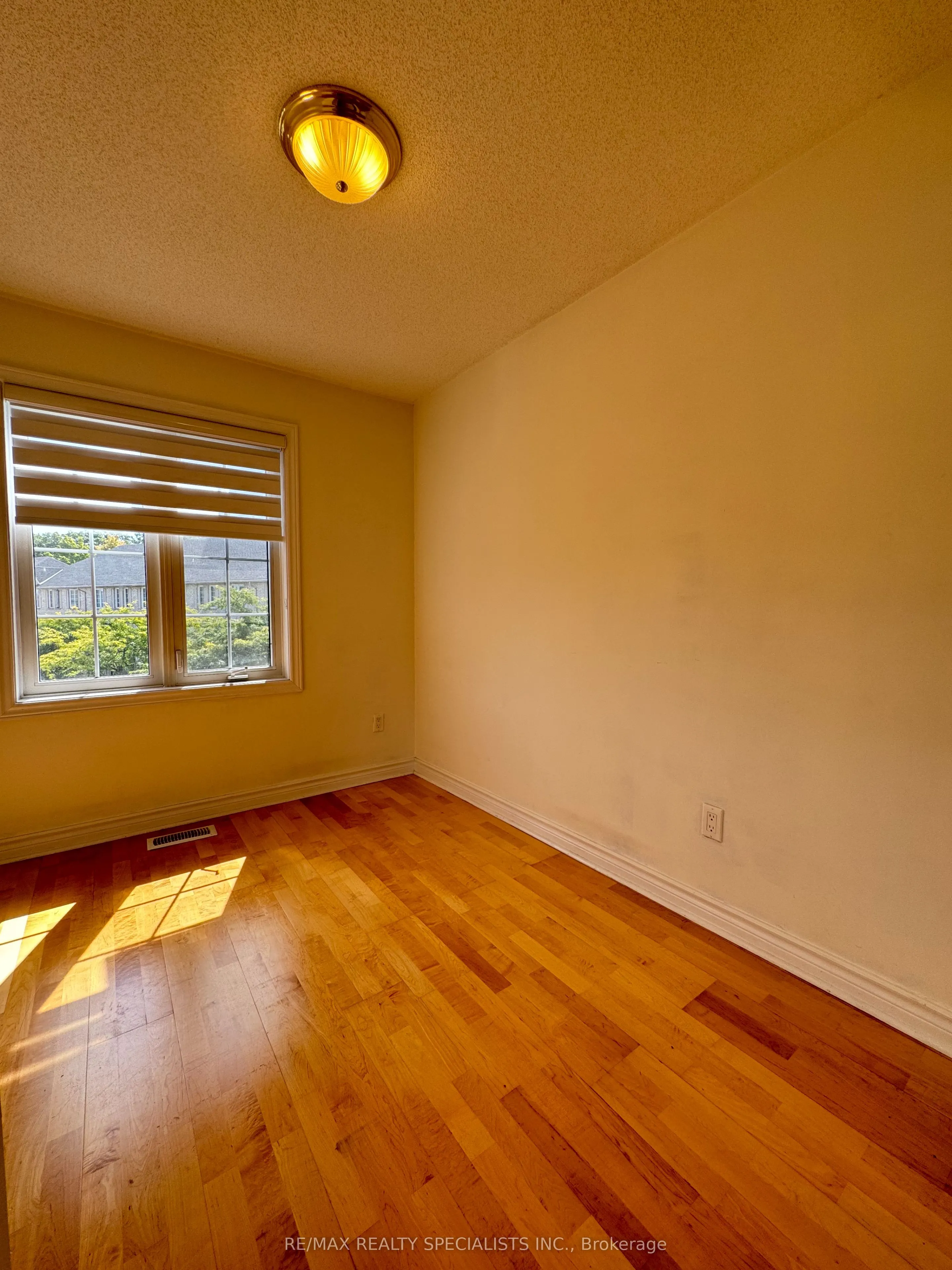 3480 Upper Middle Road, #36