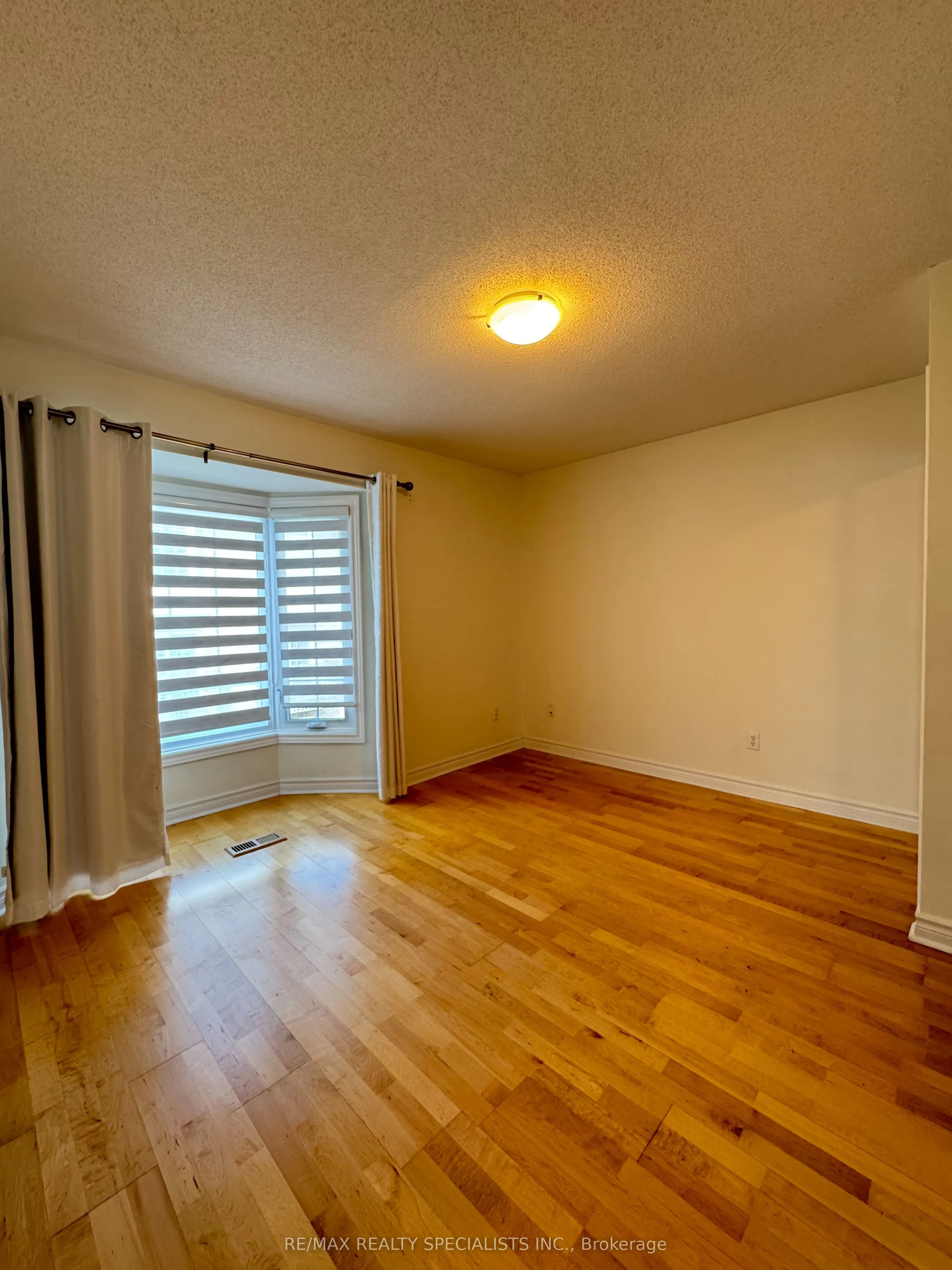 3480 Upper Middle Road, #36