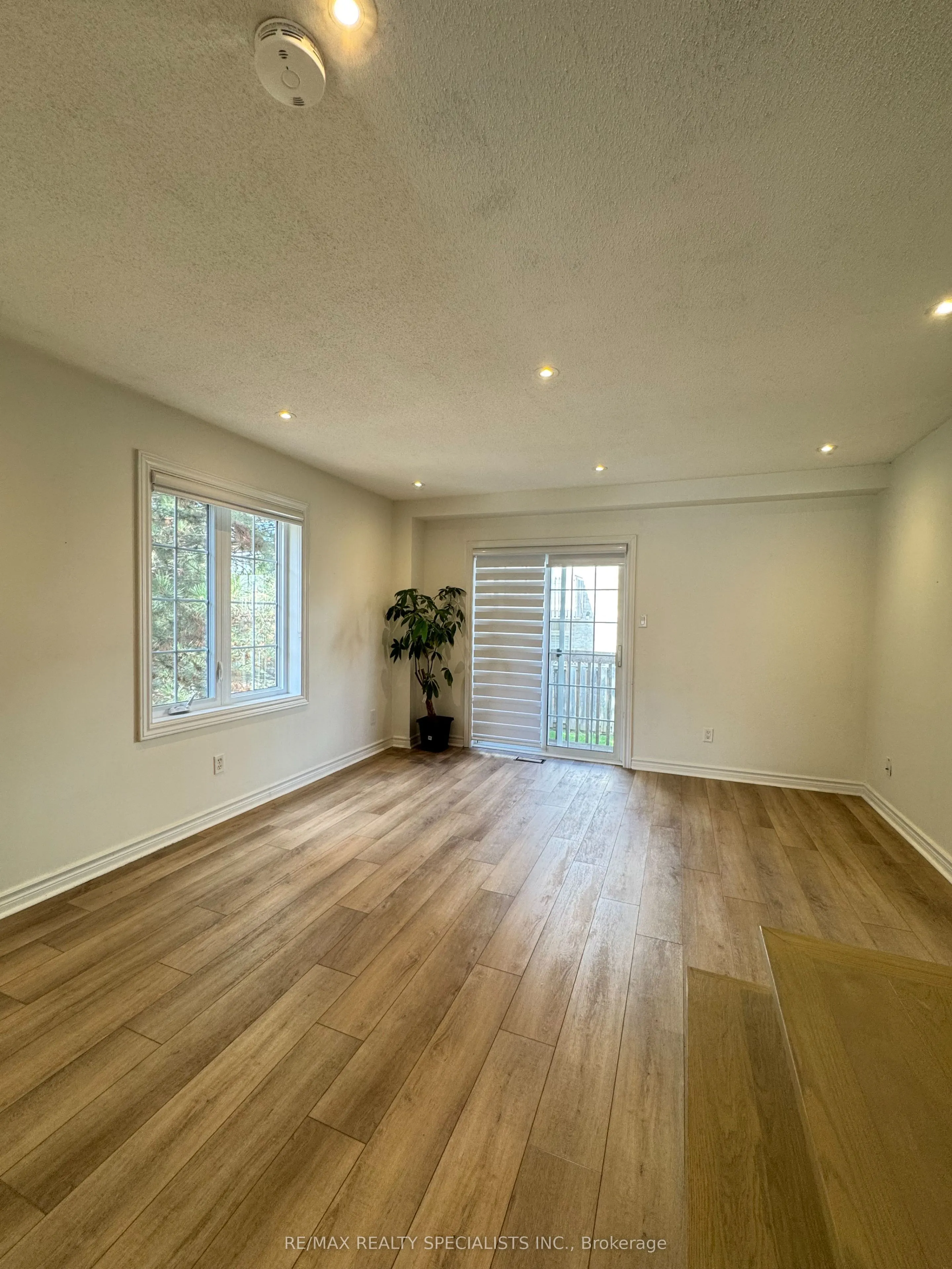 3480 Upper Middle Road, #36