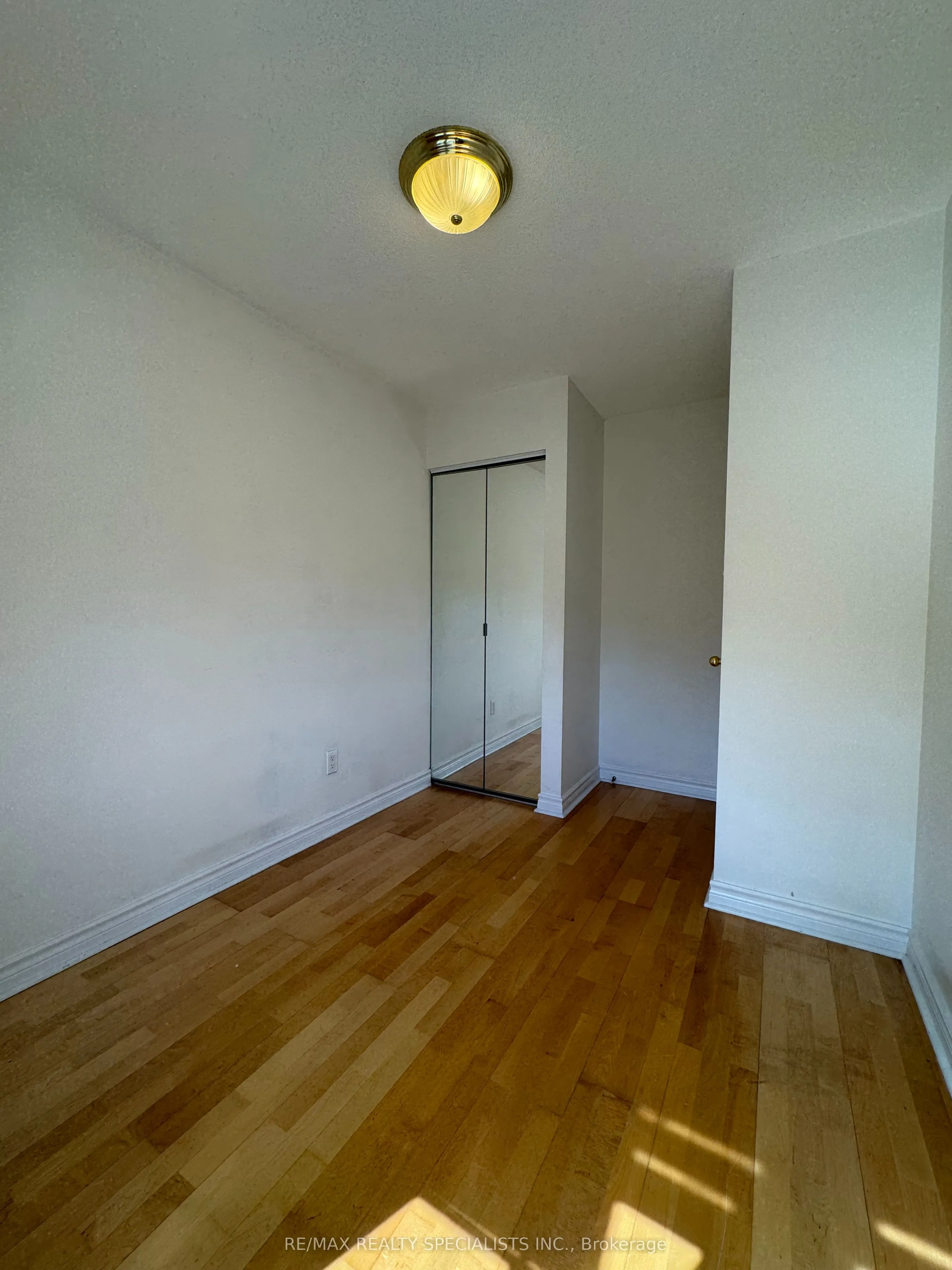 3480 Upper Middle Road, #36