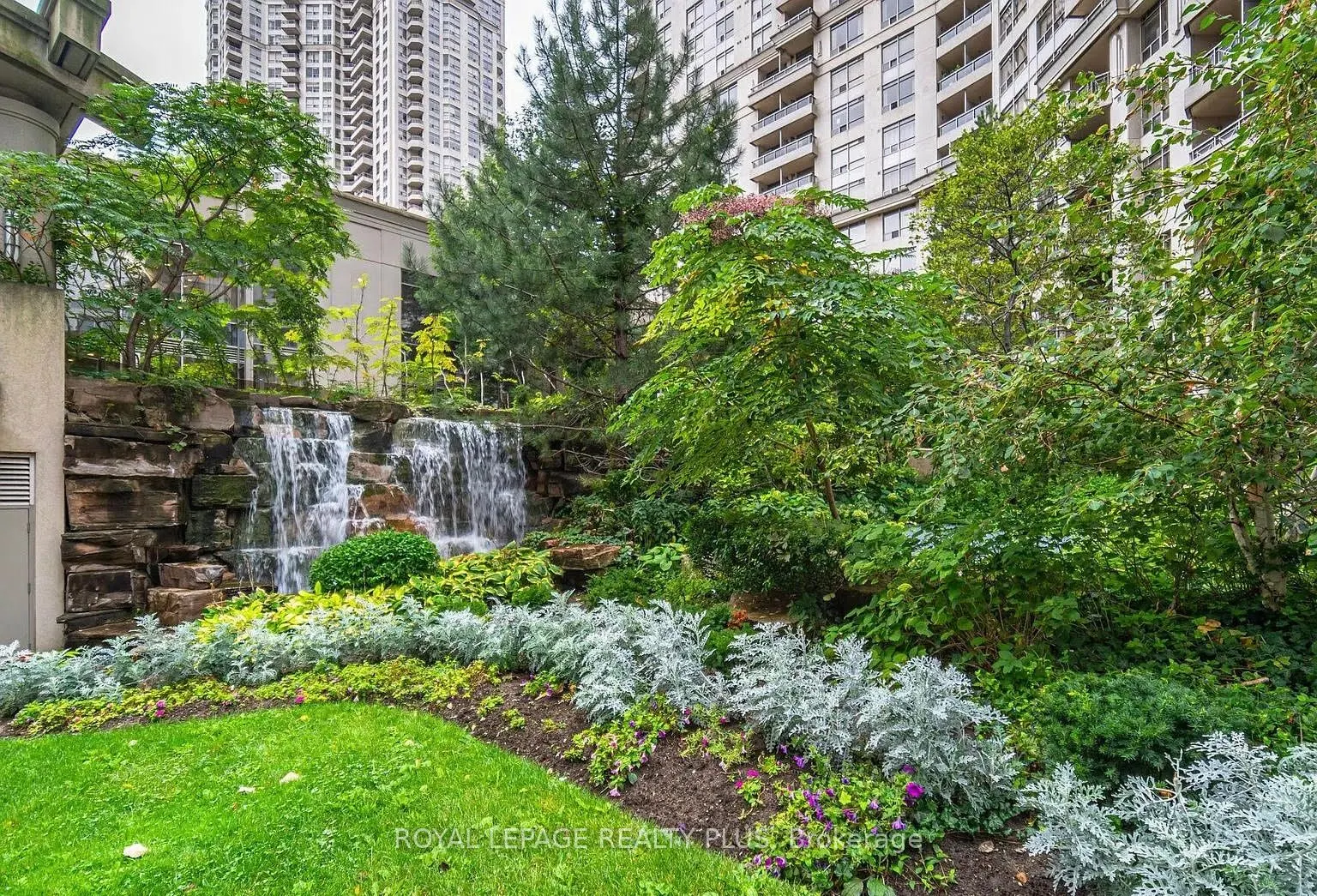 3880 Duke Of York Boulevard, #1810