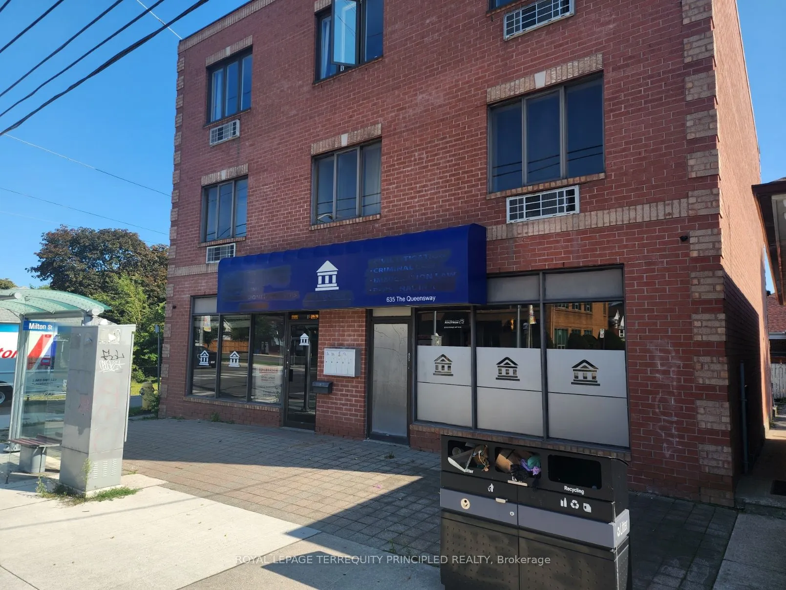 635 The Queensway Boulevard