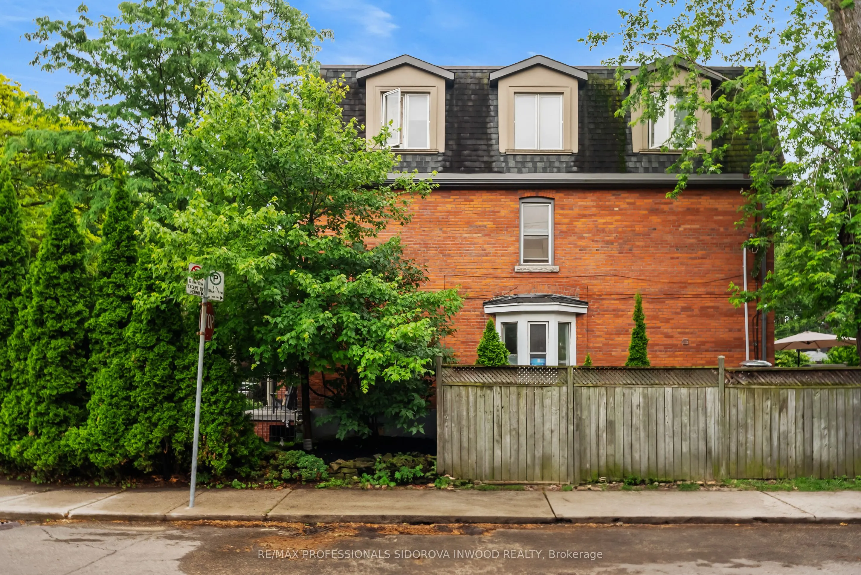 224 Gilmour Avenue