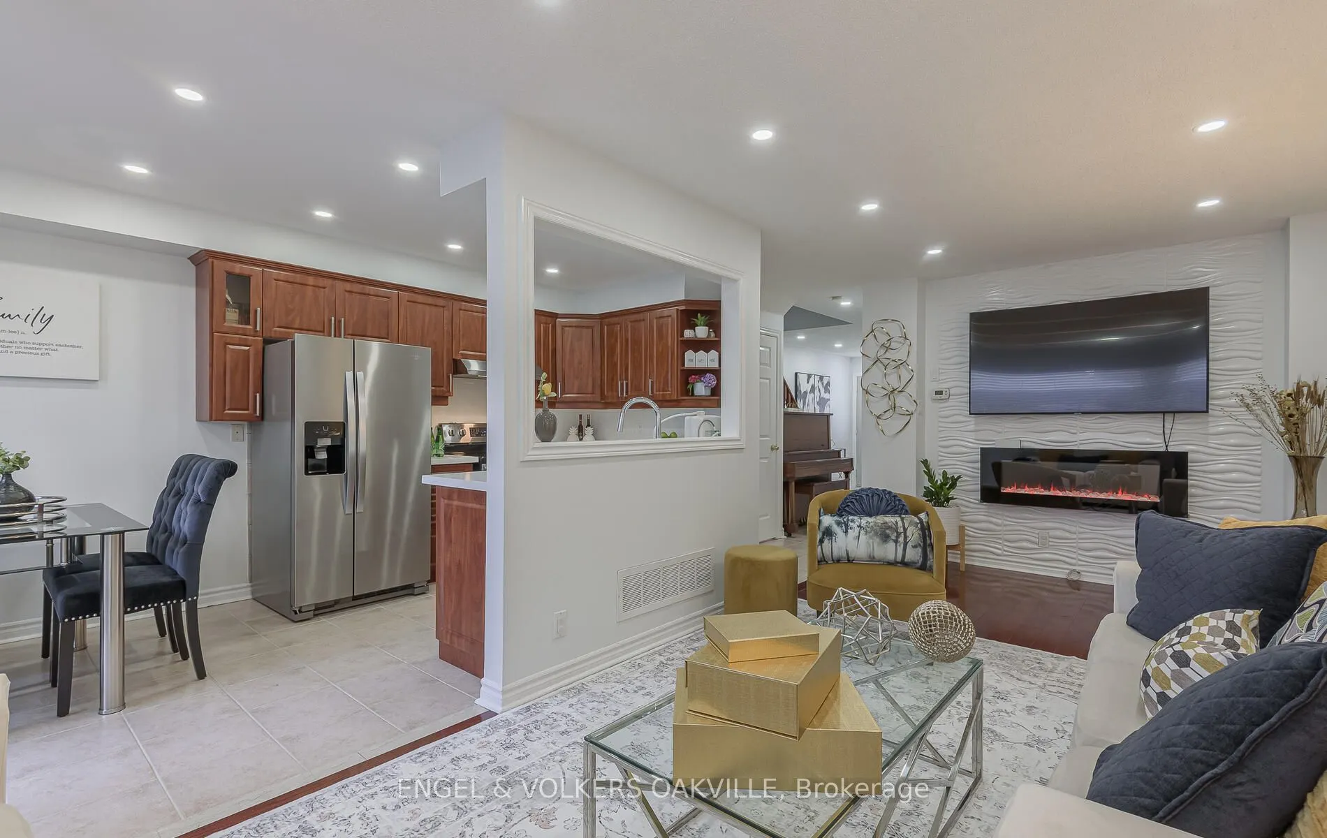 3976 Freeman Terrace