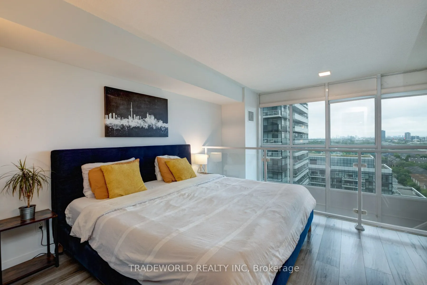 155 Legion Road N, #1711