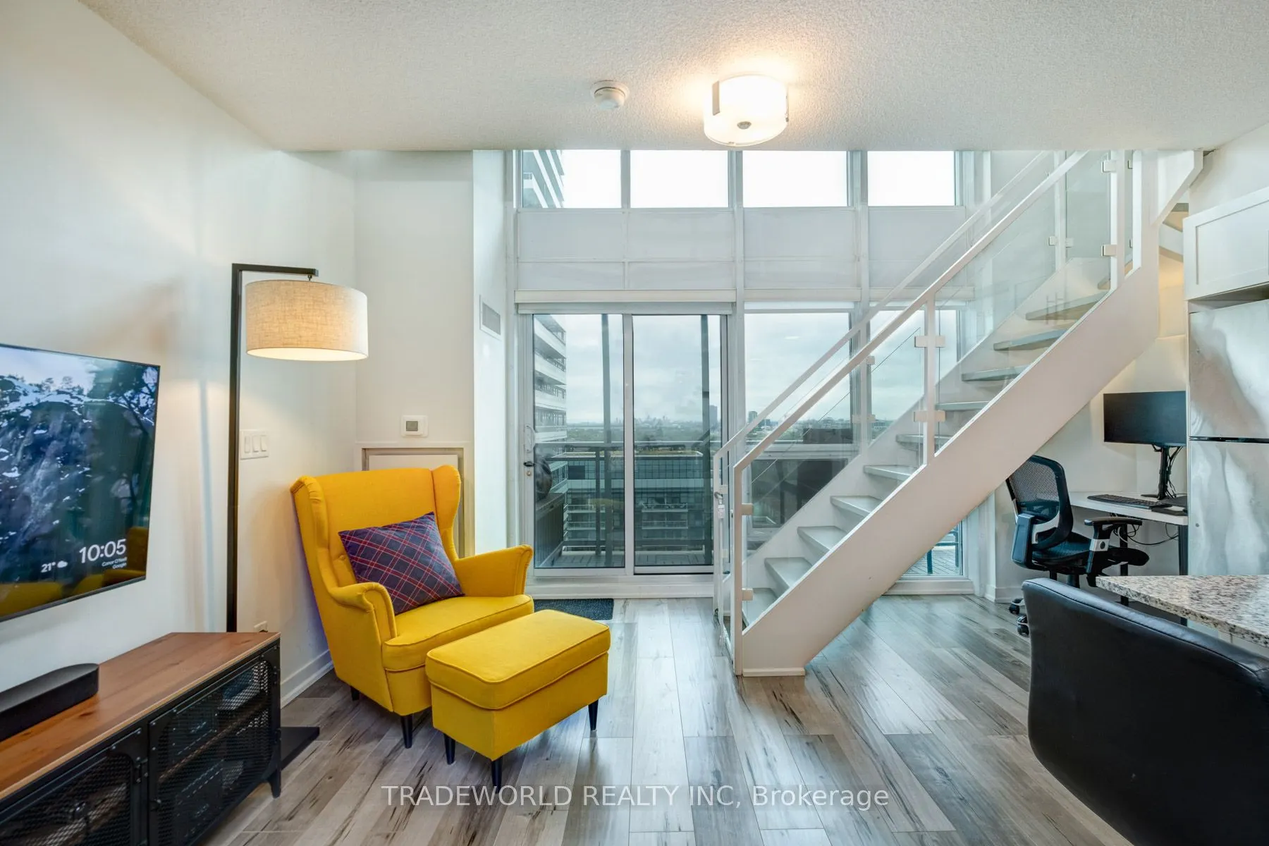 155 Legion Road N, #1711