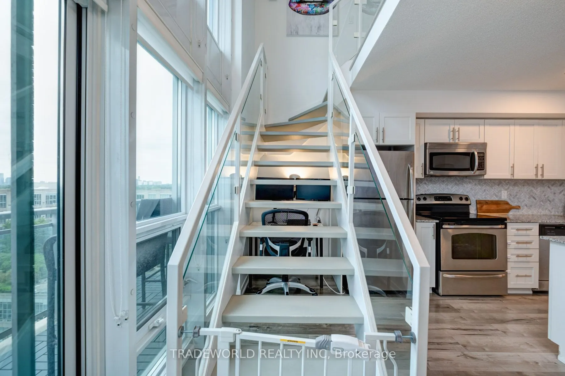 155 Legion Road N, #1711