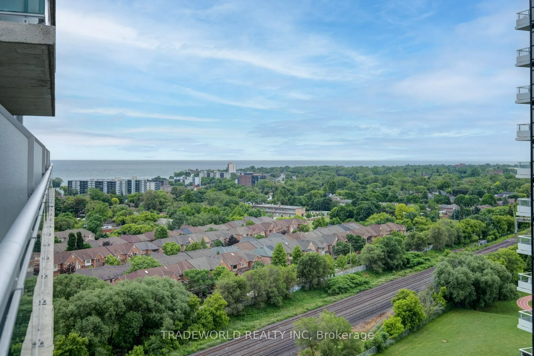 155 Legion Road N, #1711