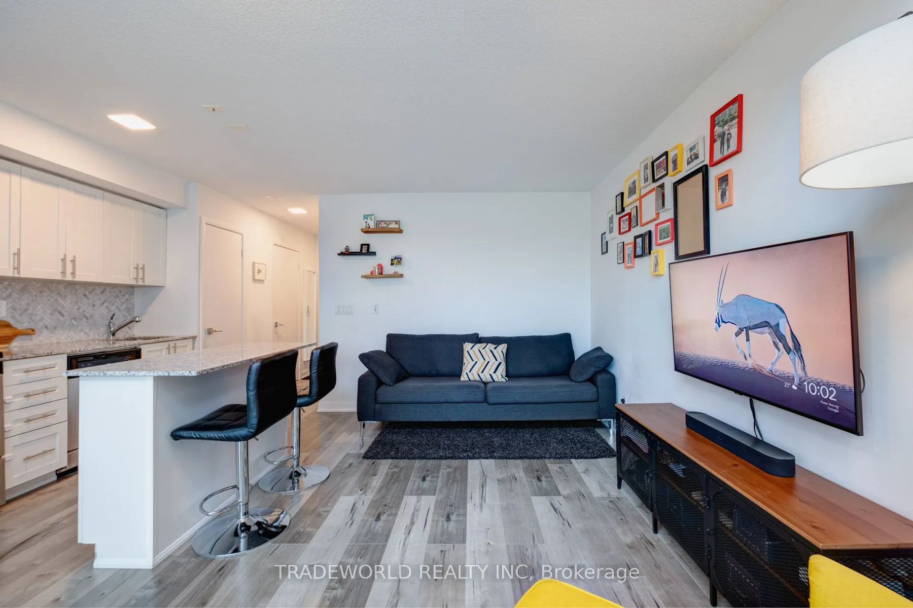 155 Legion Road N, #1711