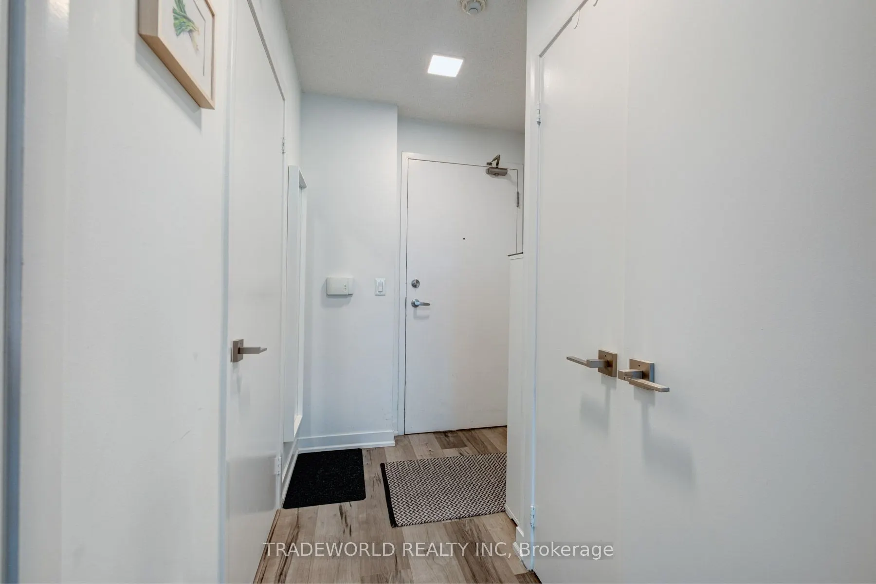 155 Legion Road N, #1711