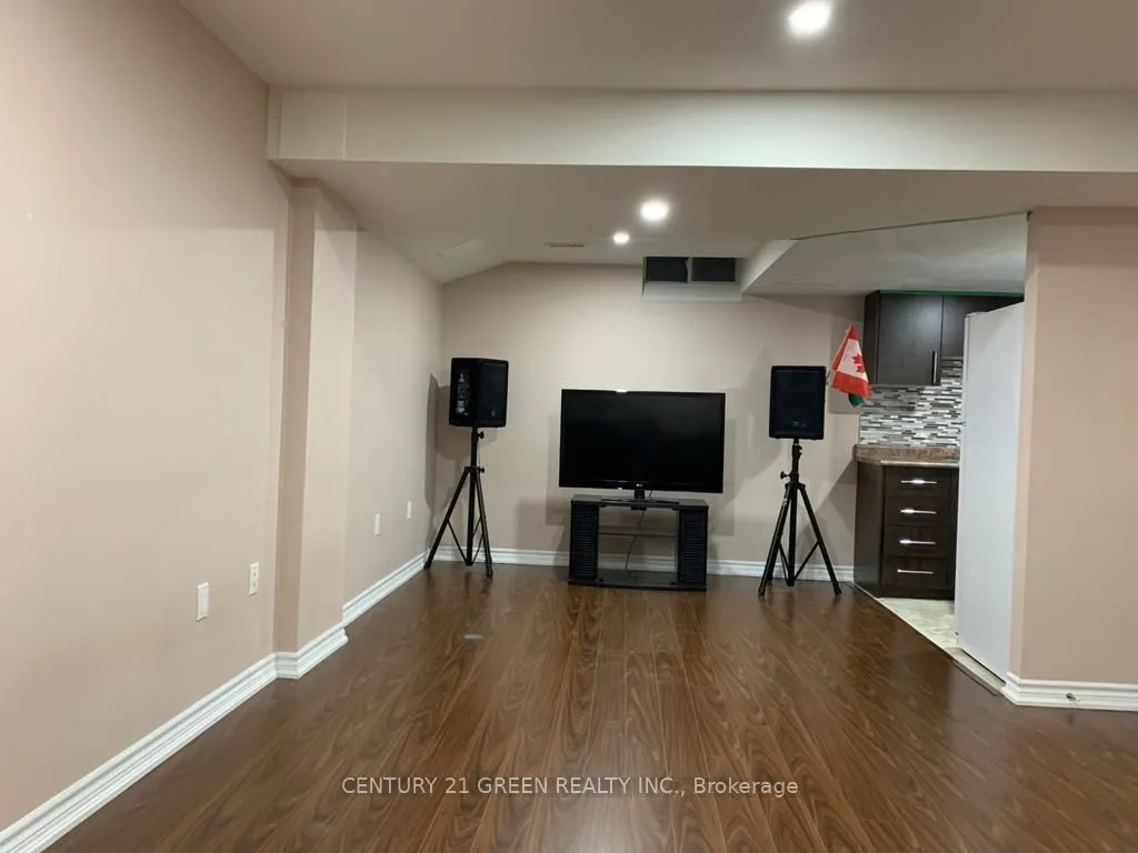 3249 Ridgeleigh Heights