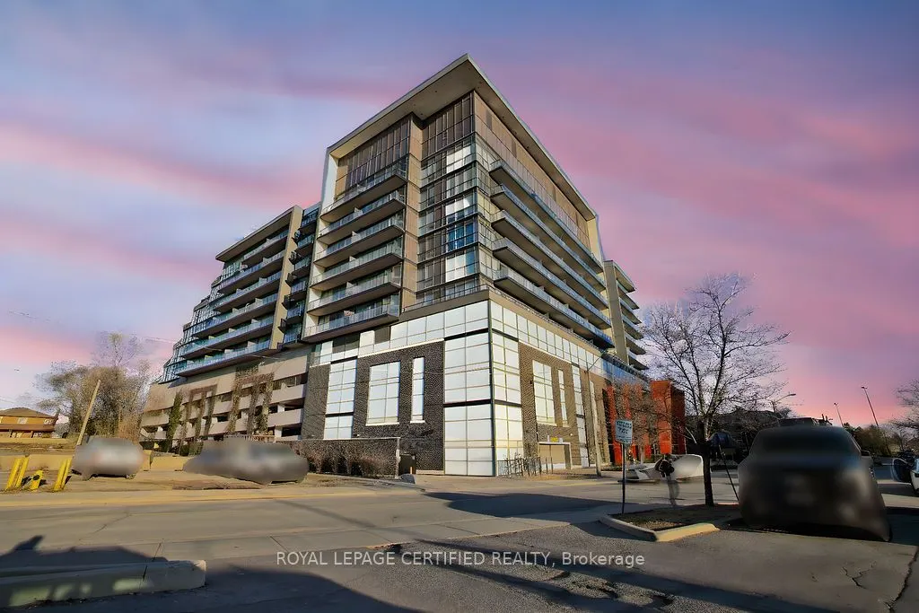 15 James Finlay Way, #1021