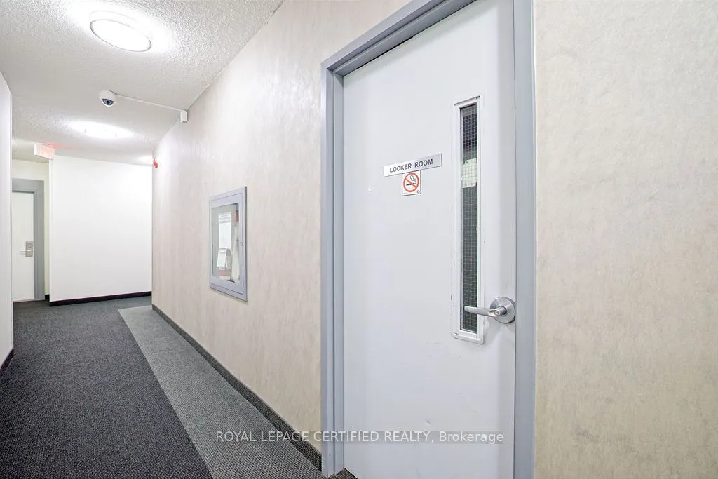 15 James Finlay Way, #1021
