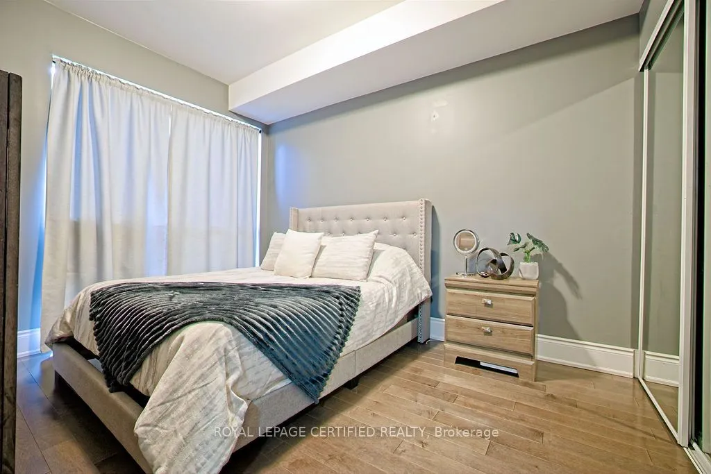 15 James Finlay Way, #1021