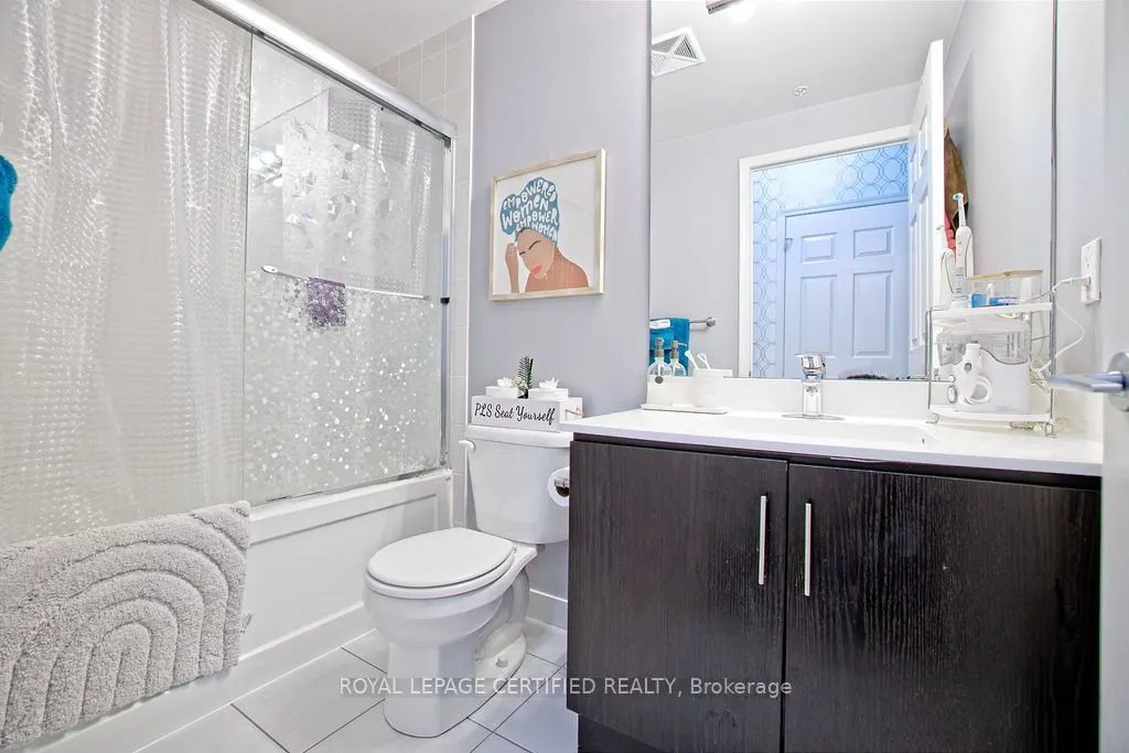 15 James Finlay Way, #1021
