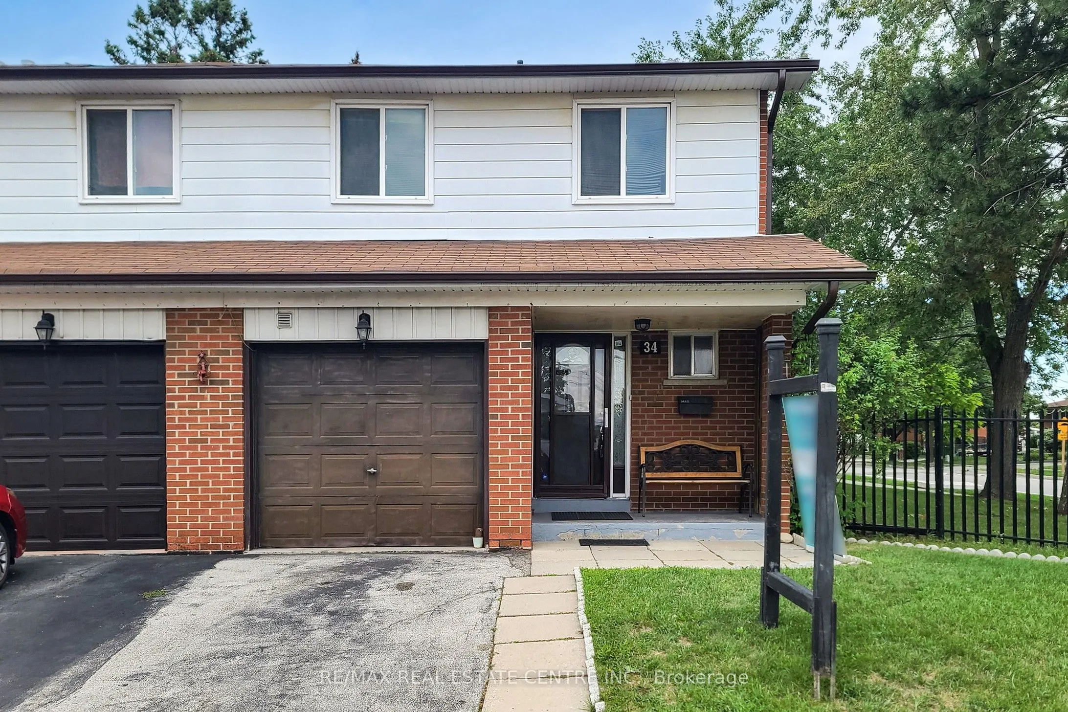 7406 Darcel Avenue, #34