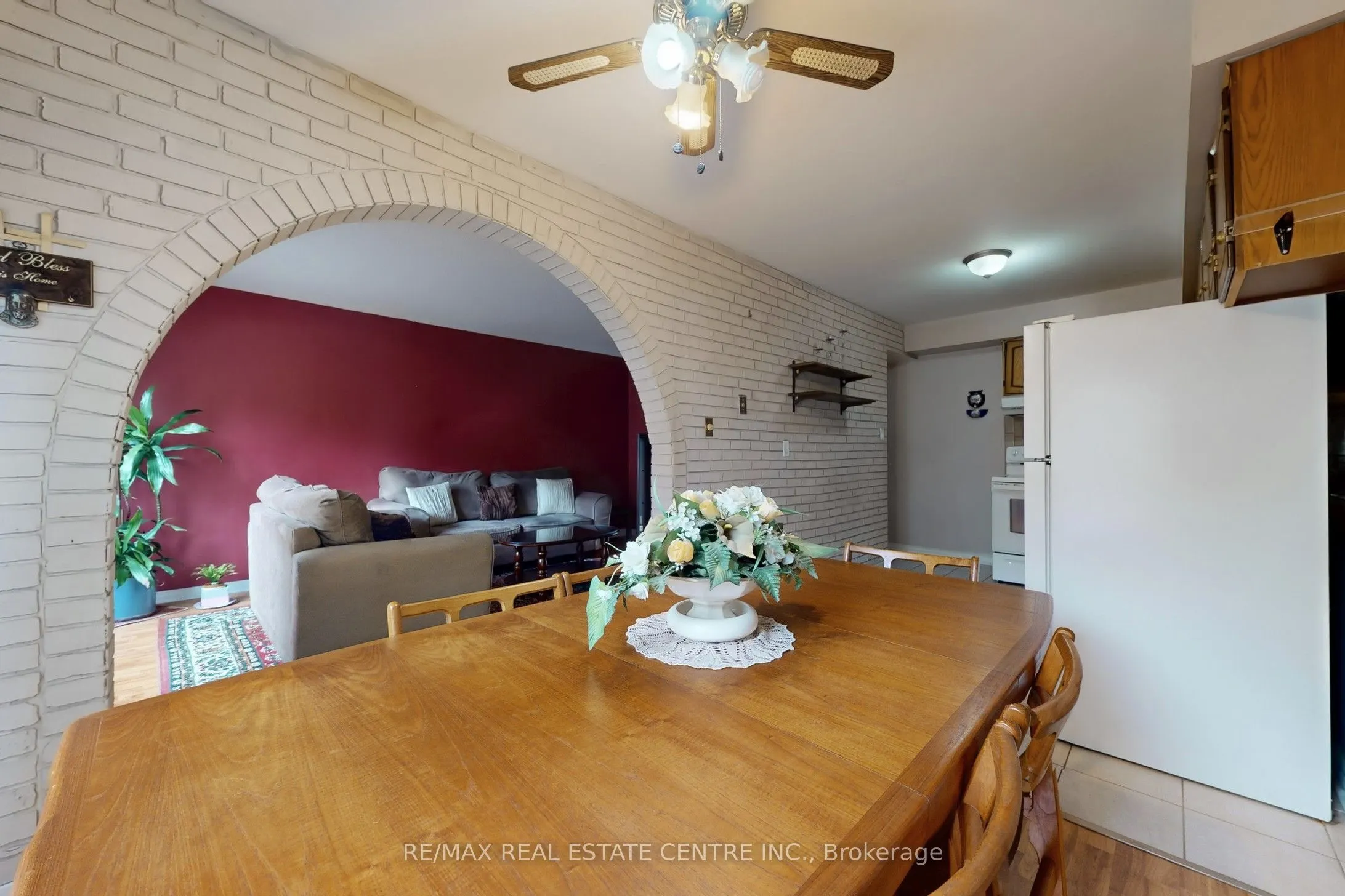 7406 Darcel Avenue, #34