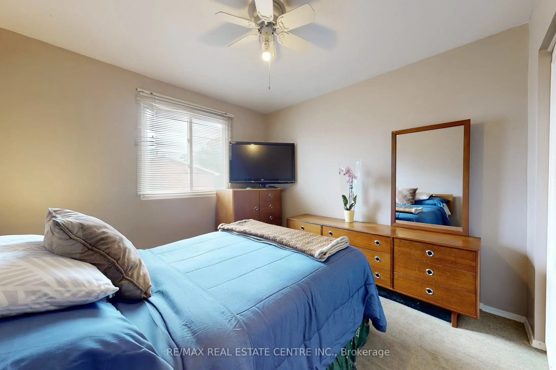 7406 Darcel Avenue, #34