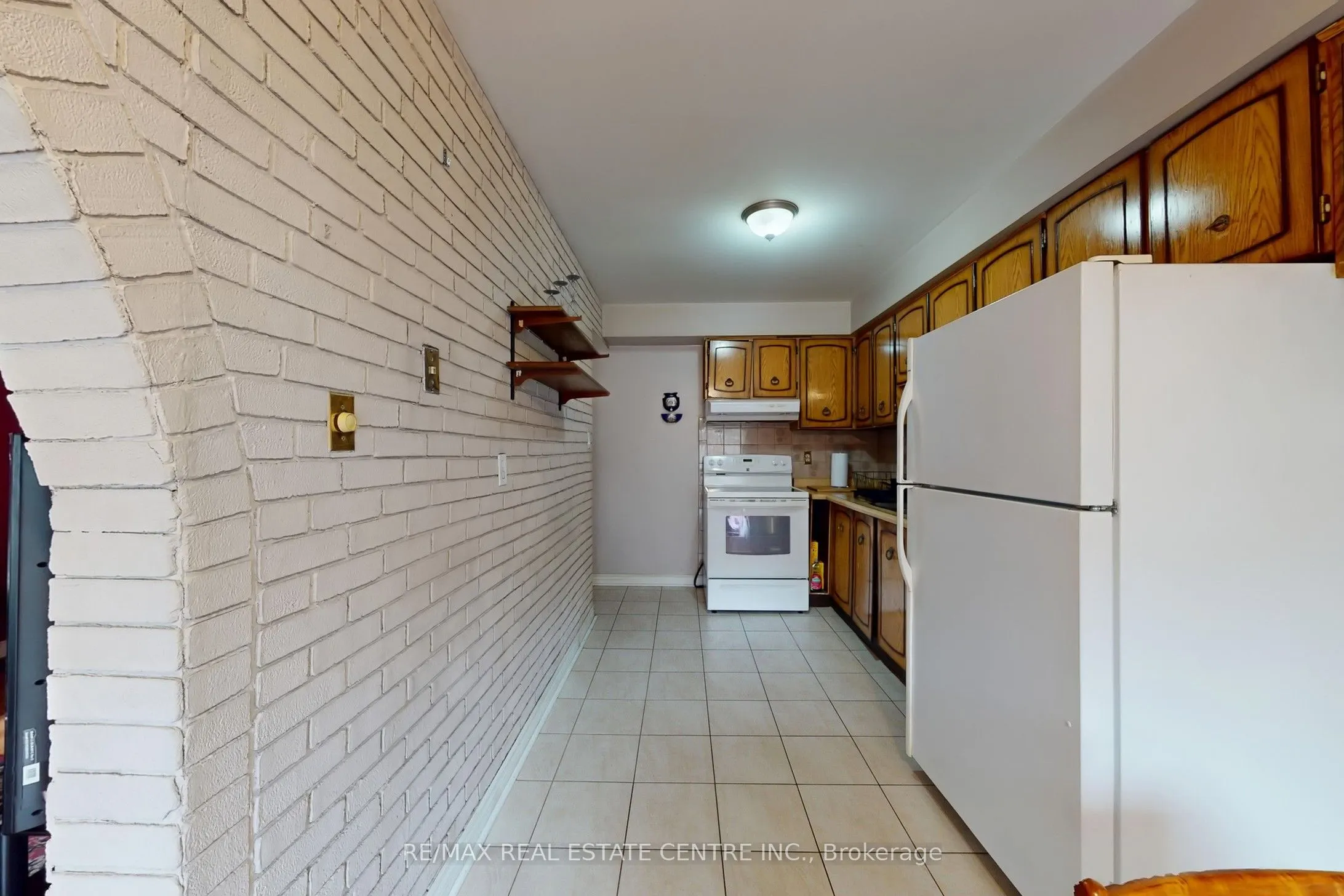 7406 Darcel Avenue, #34