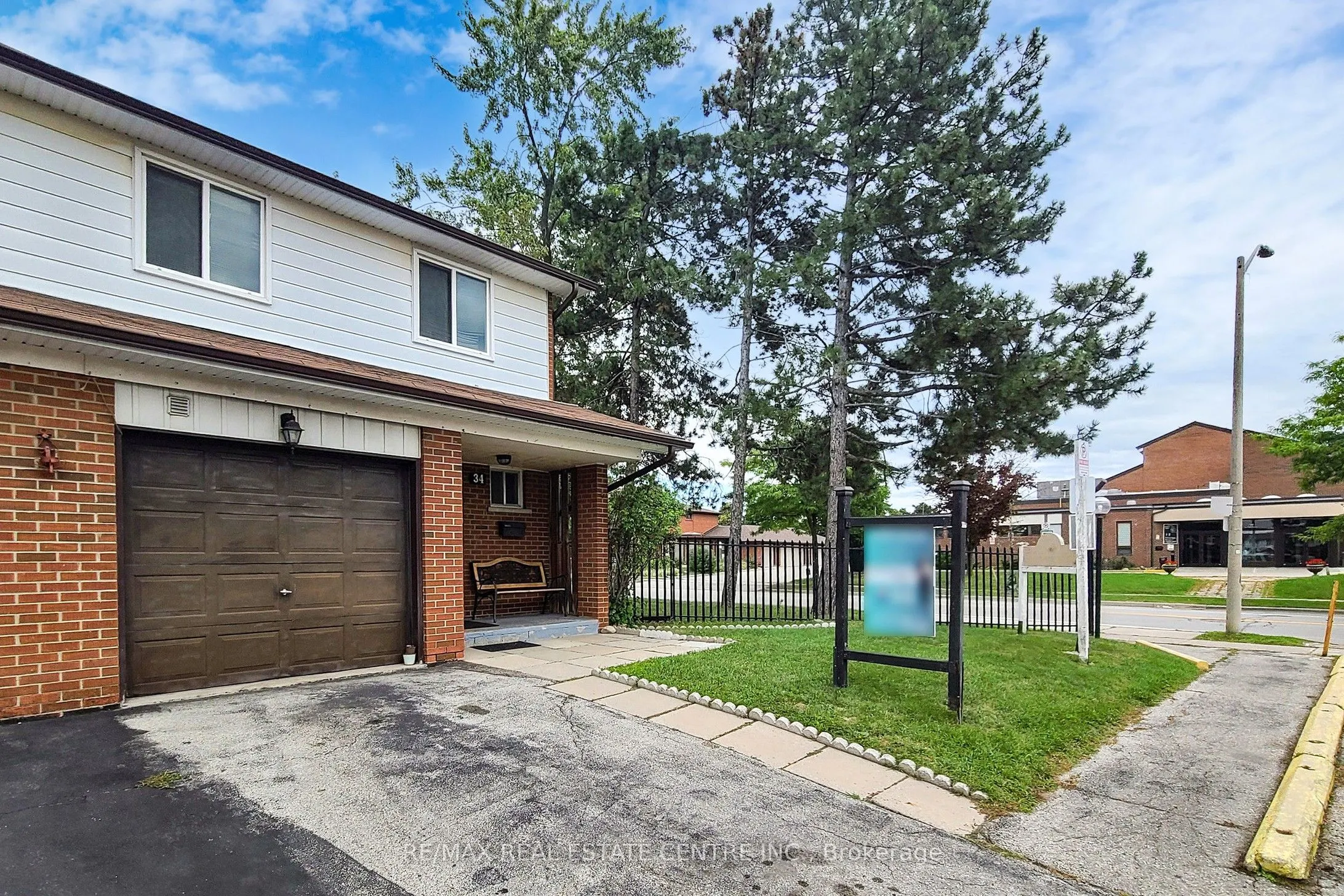 7406 Darcel Avenue, #34