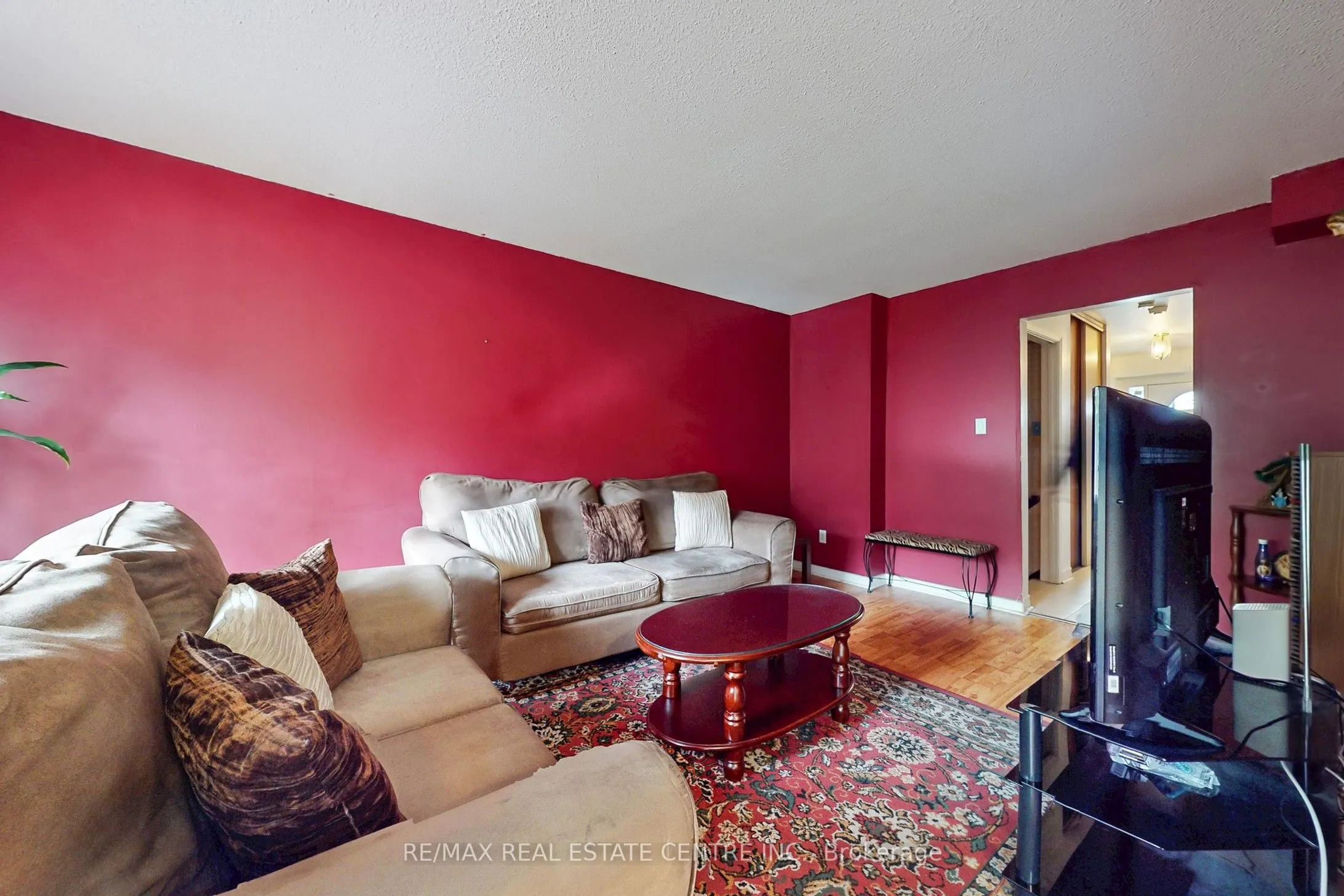 7406 Darcel Avenue, #34