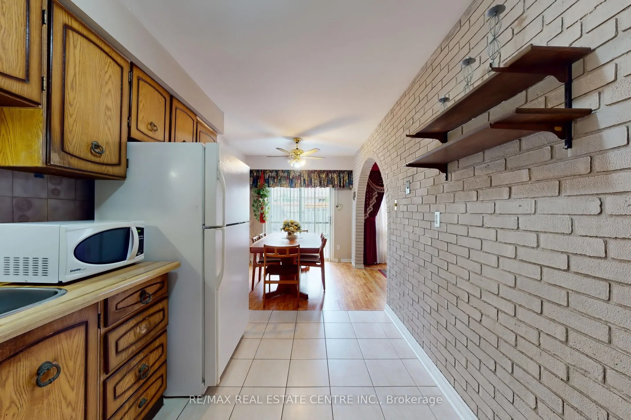 7406 Darcel Avenue, #34