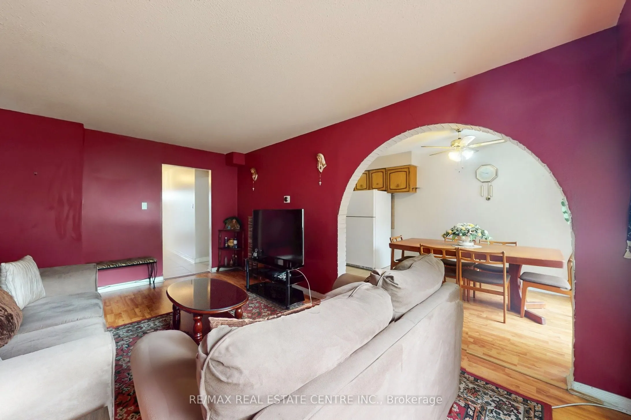 7406 Darcel Avenue, #34