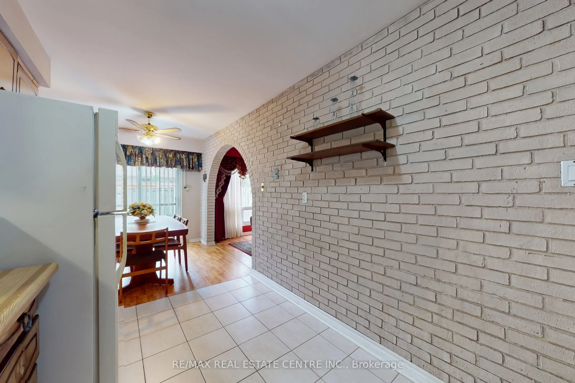 7406 Darcel Avenue, #34