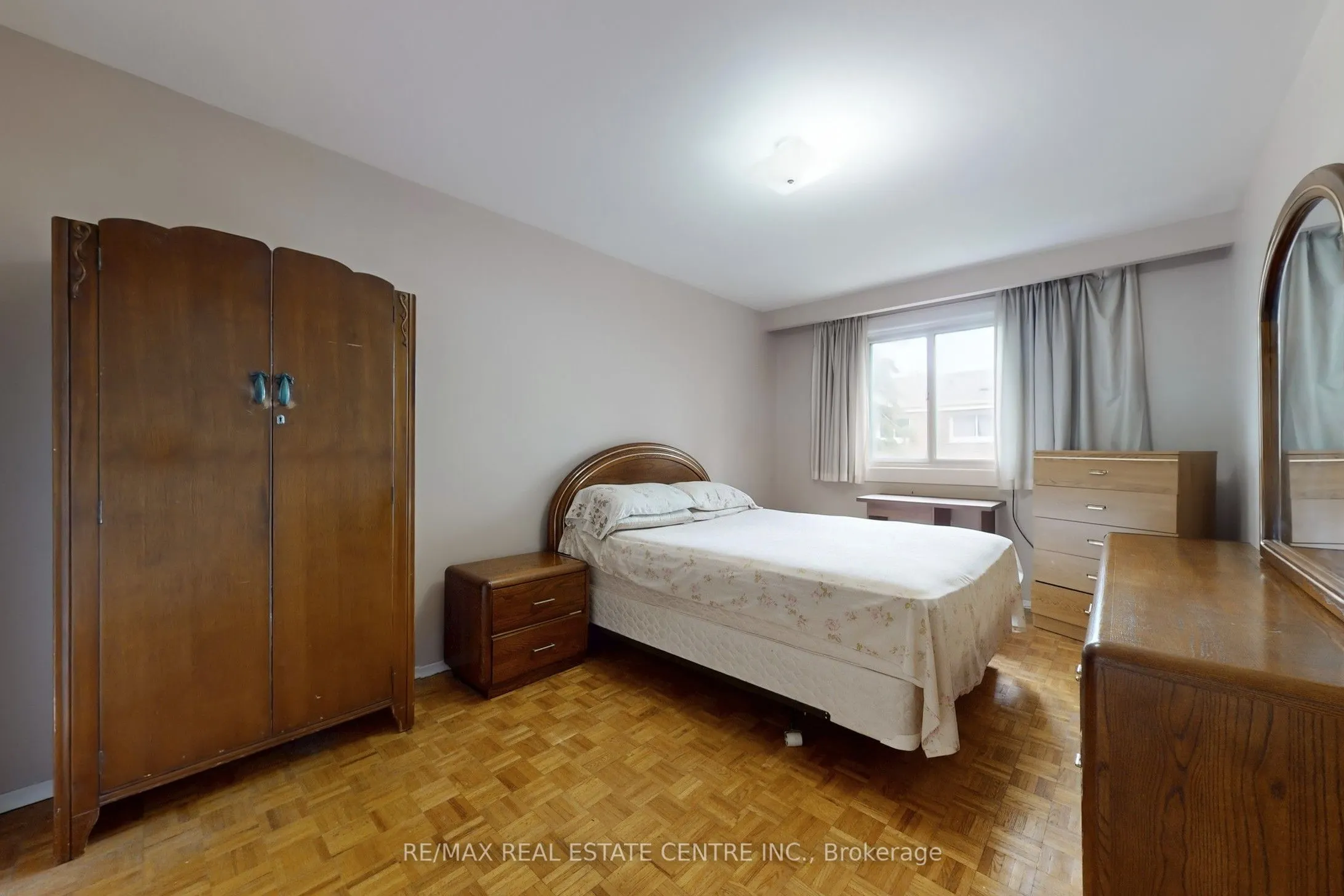 7406 Darcel Avenue, #34