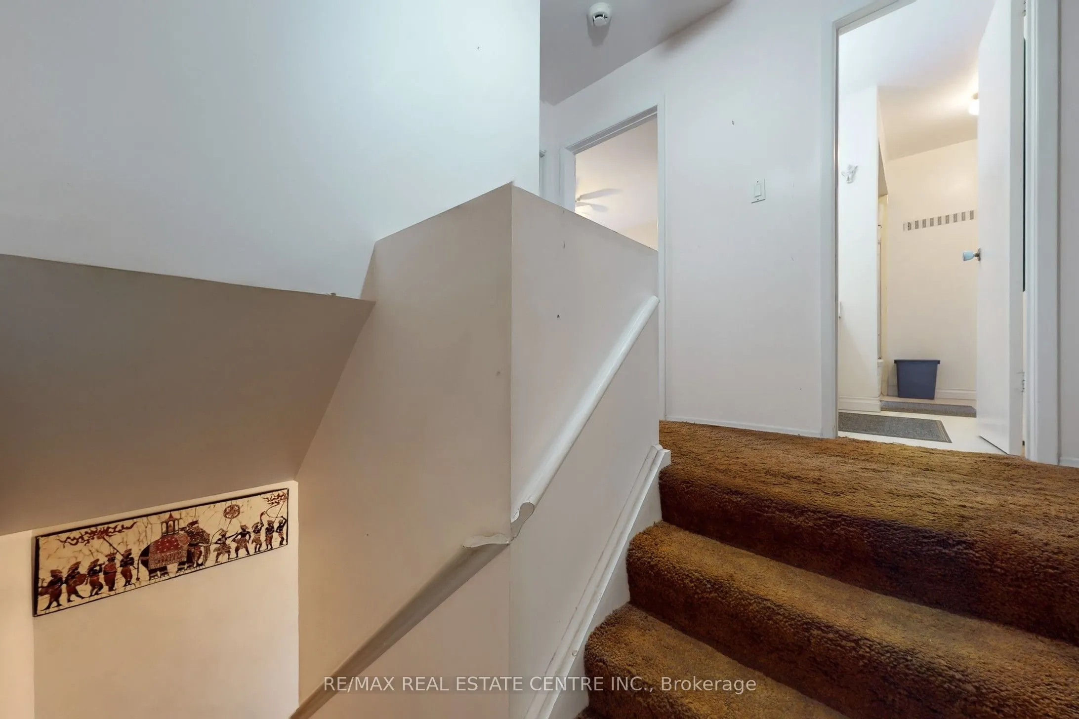 7406 Darcel Avenue, #34