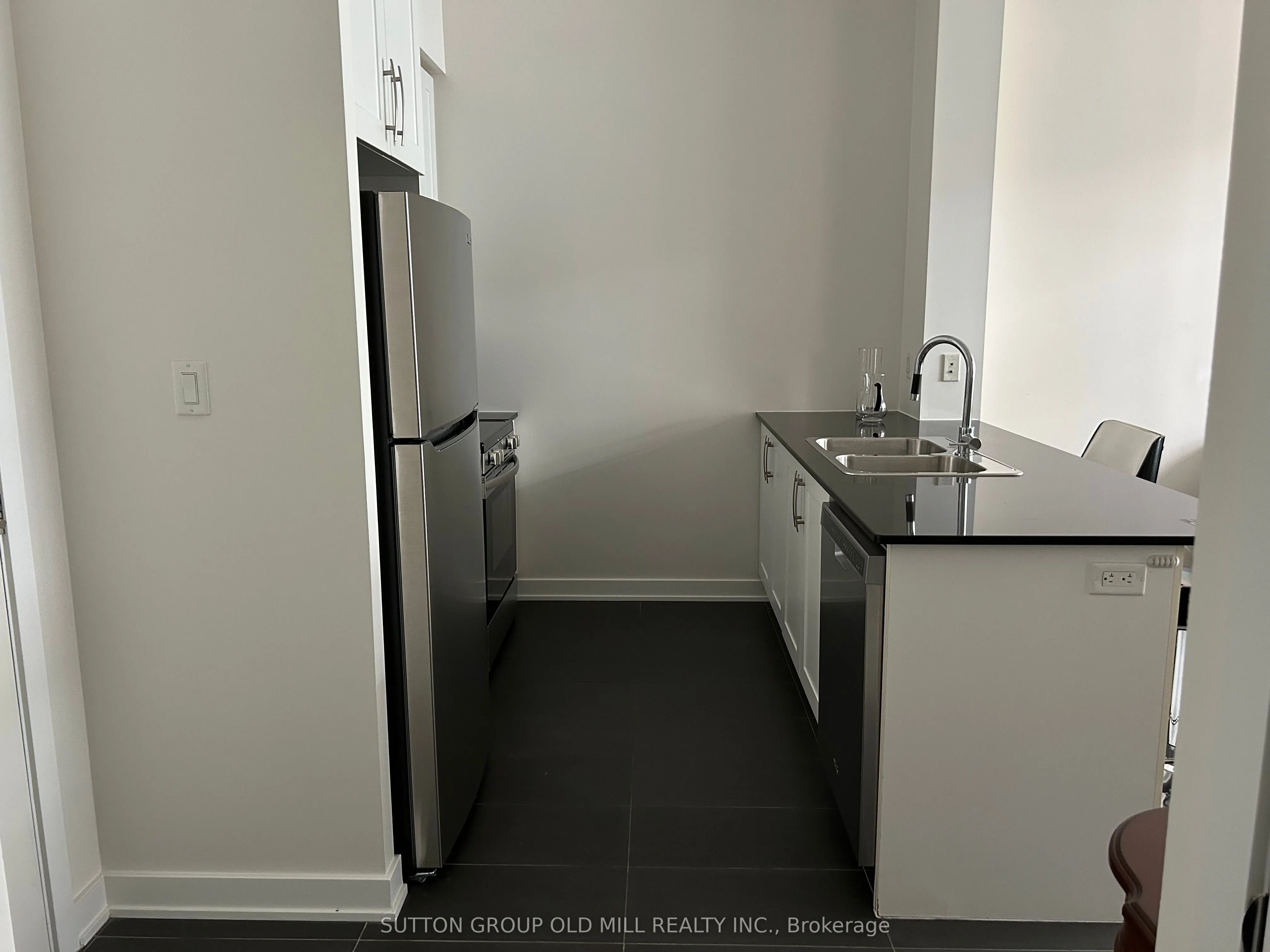 4070 Confederation Parkway, #304