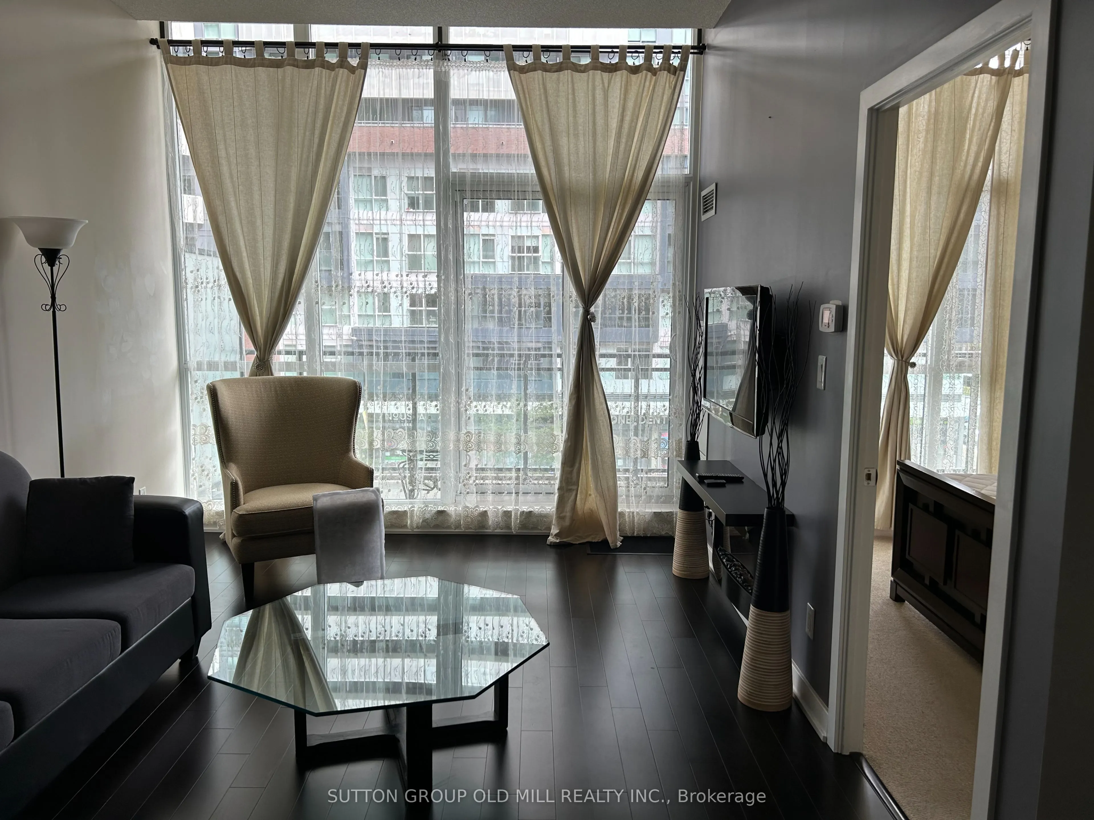 4070 Confederation Parkway, #304