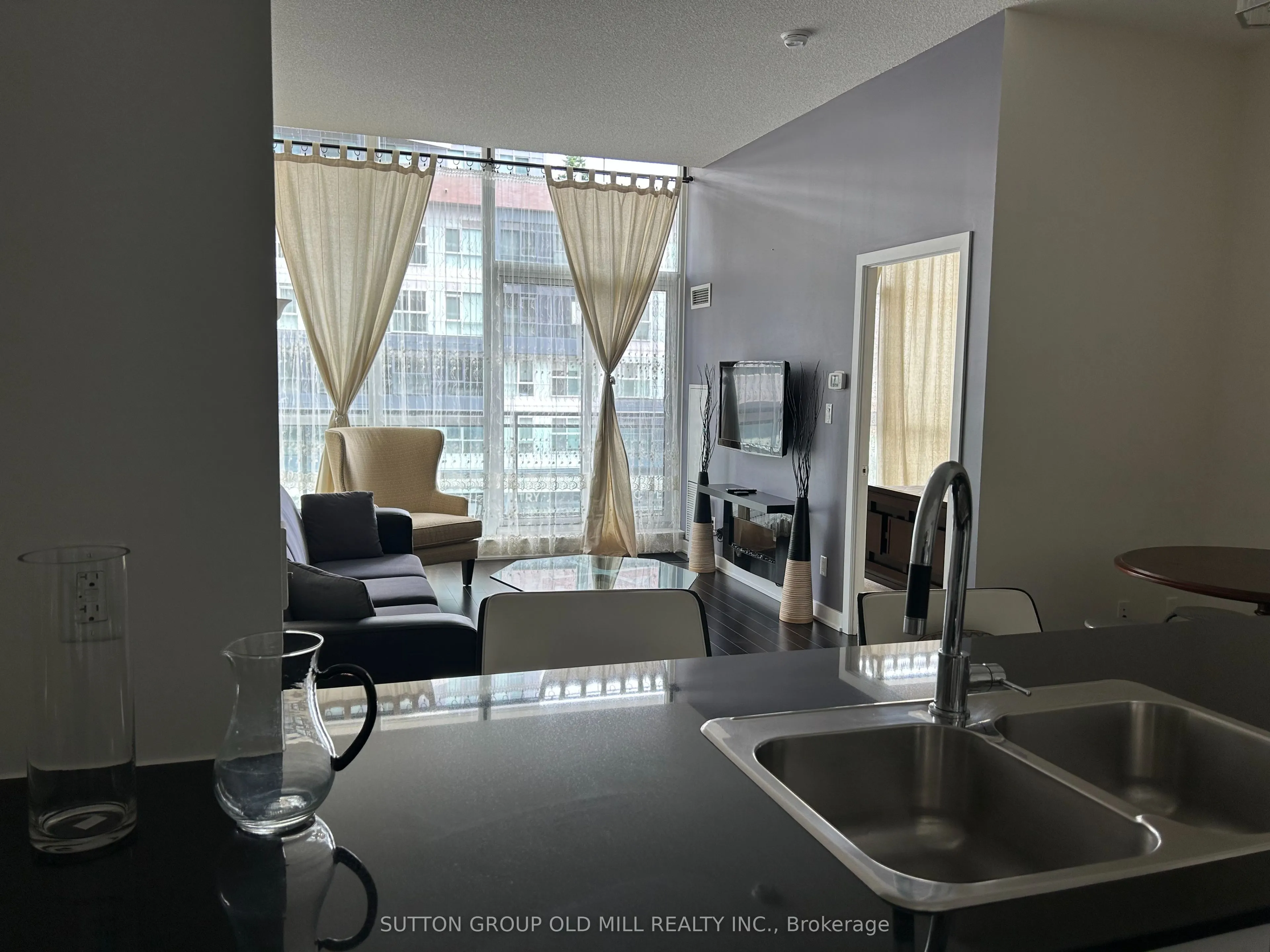 4070 Confederation Parkway, #304