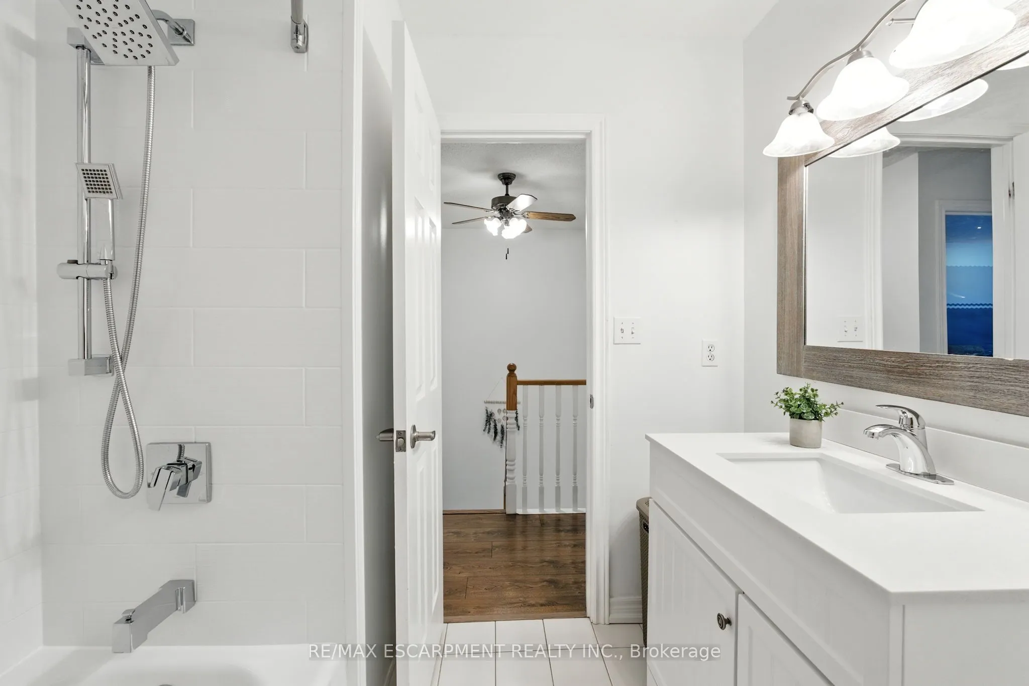 2252 Walkers Line, #4