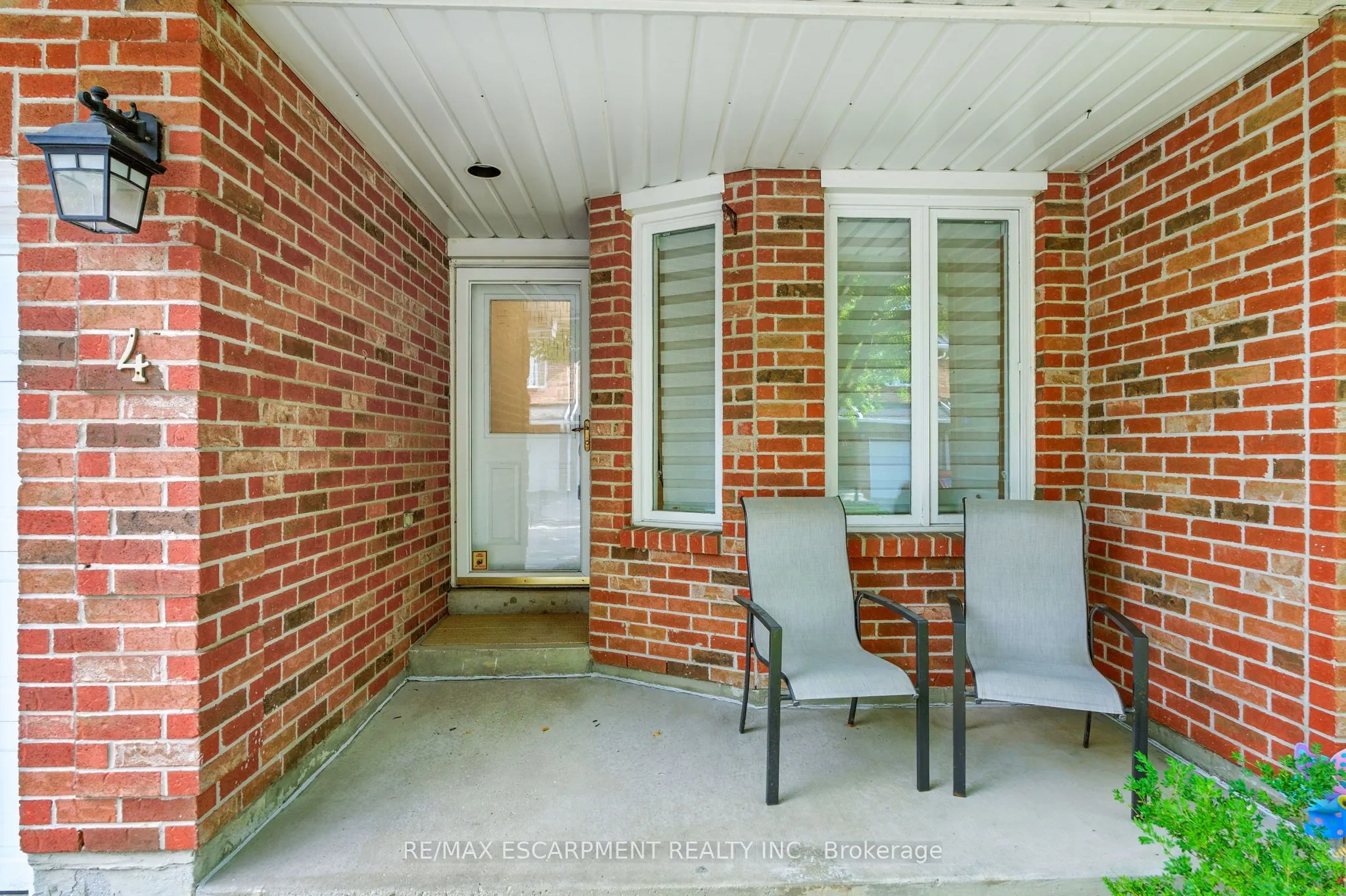 2252 Walkers Line, #4