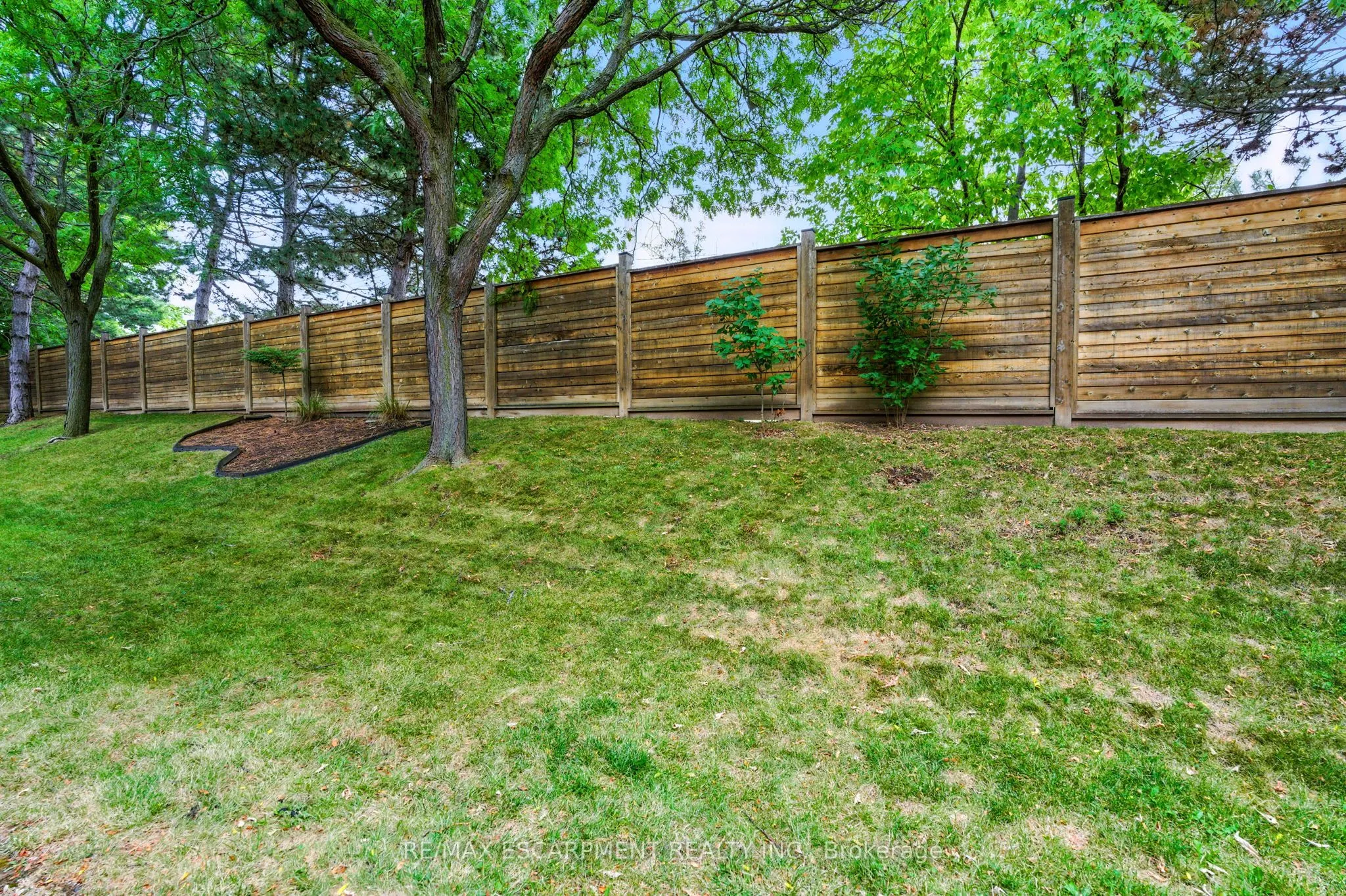 2252 Walkers Line, #4