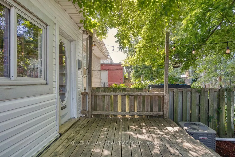 32 Bartlett Avenue